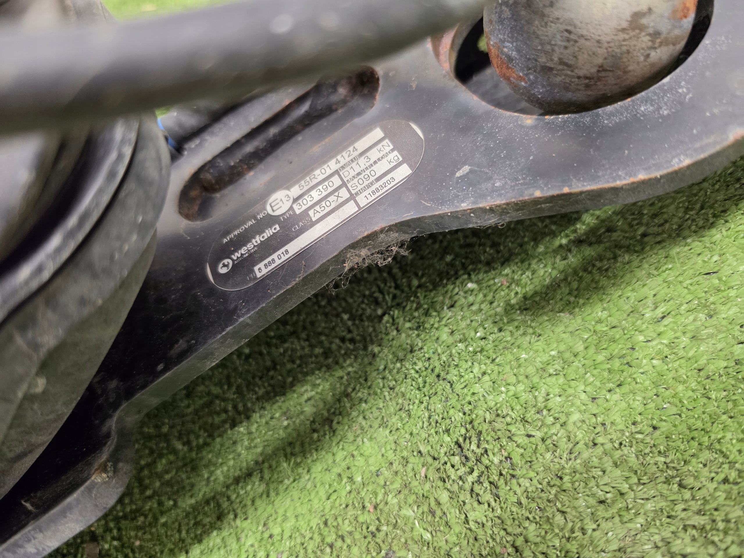 BMW 5 G30 G31 kugelkopf elektrisch 6888018