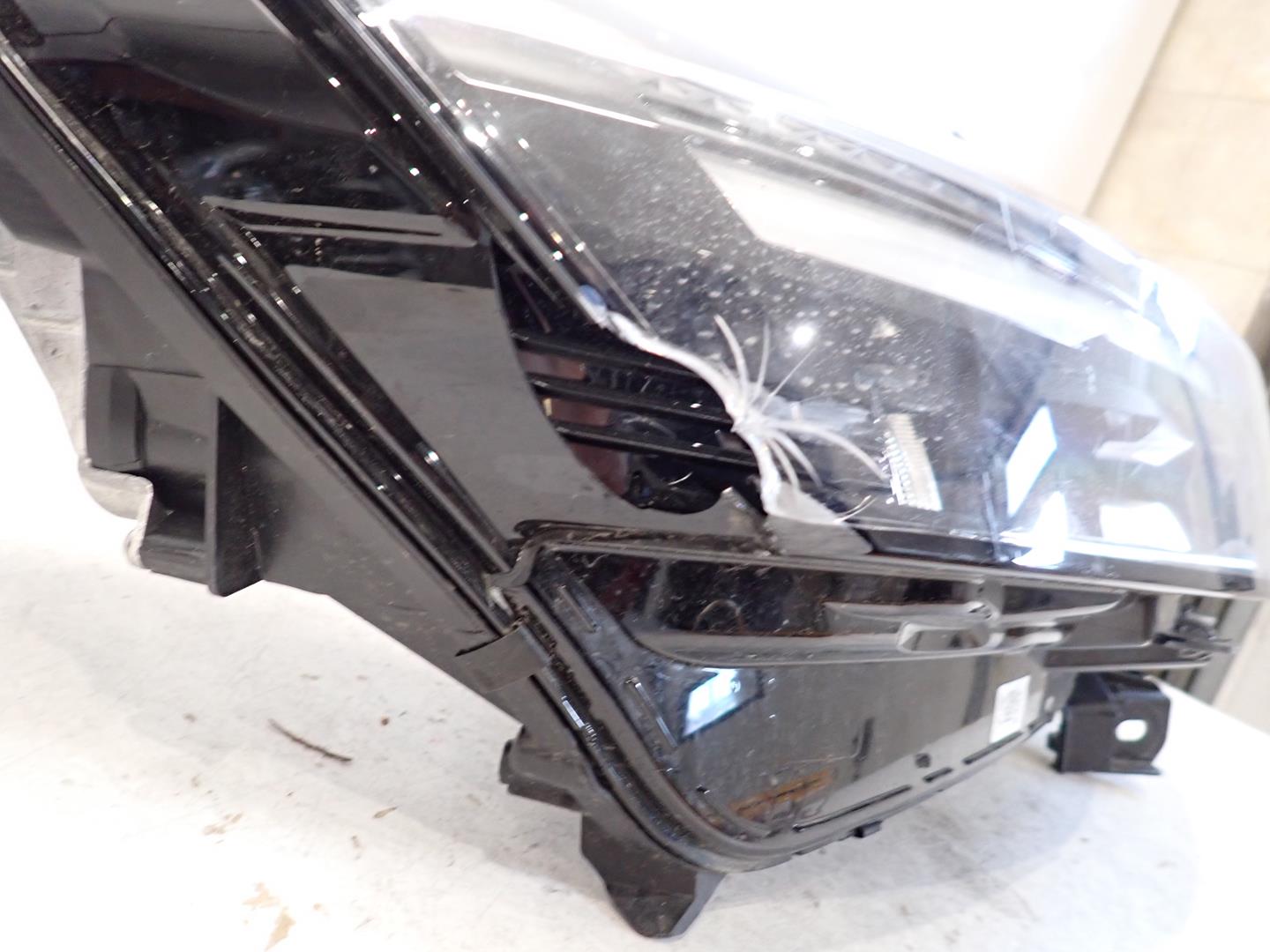 light front front right RENAULT CLIO V LIFT 2024- FULL LED 260103507