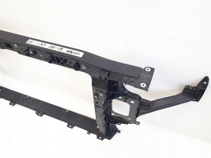 HYUNDAI I30 2016 WZMOCNIENIE PRZÓD Typ samochodu Samochody osobowe