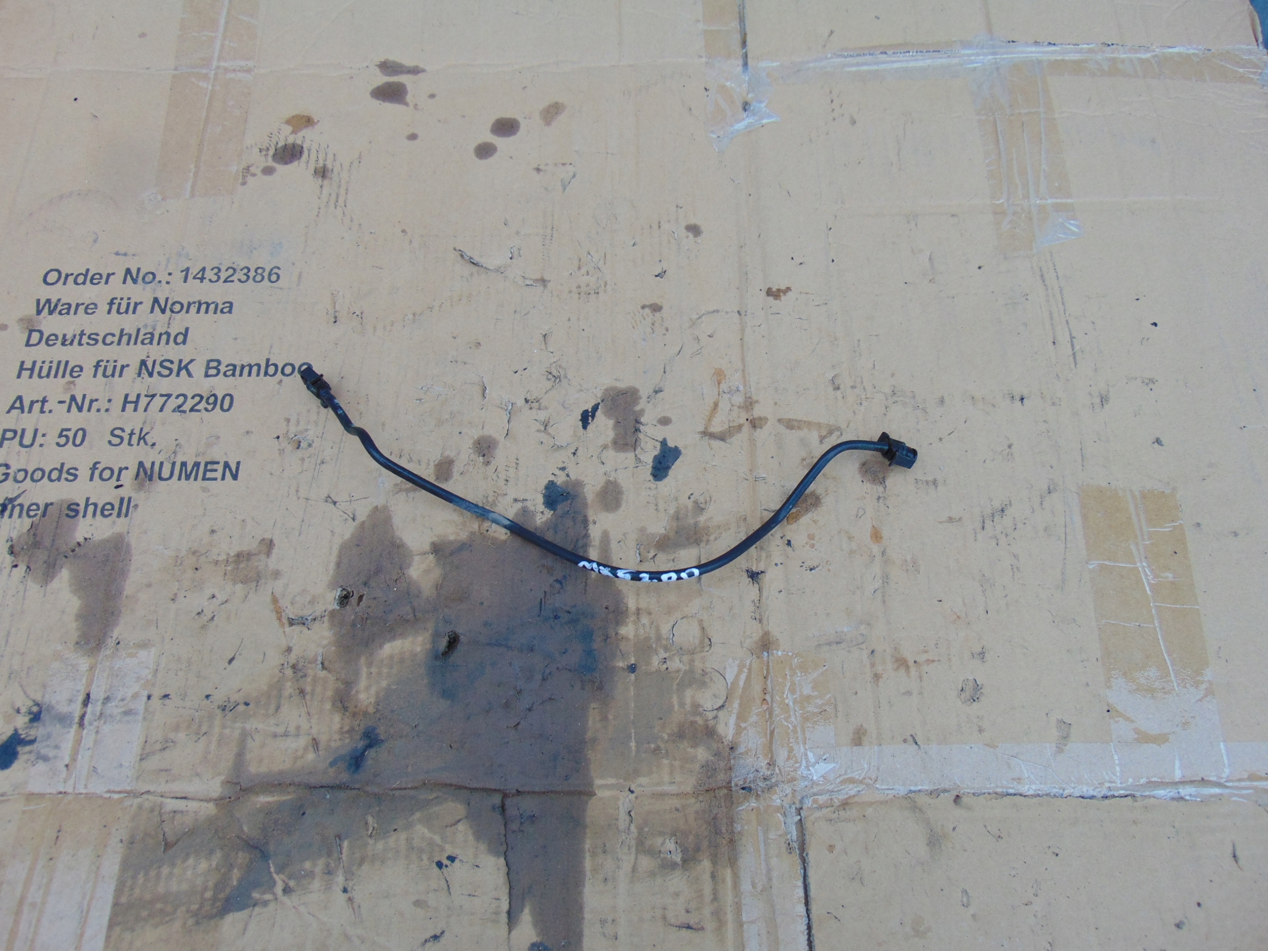 FORD MONDEO MK5 2.0 TDCI ШЛАНГ ДЛЯ ВОДИ