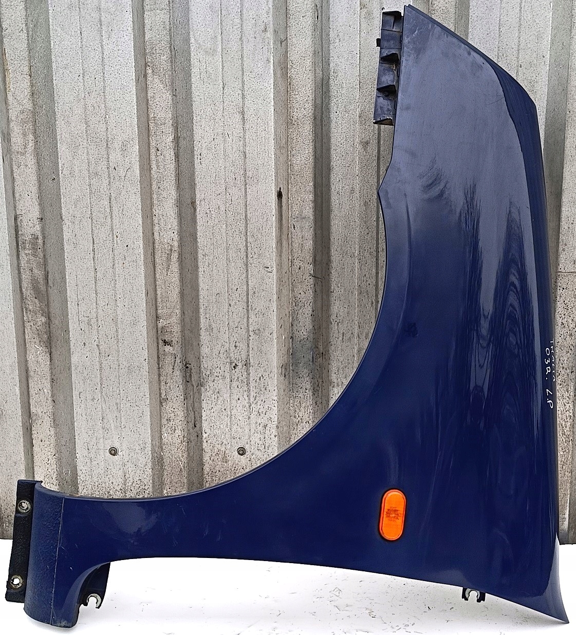 RENAULT THALIA LIFT 03 R BŁOTNIK LEWY RZÓD KIEUNKOWSKAZ 0V460