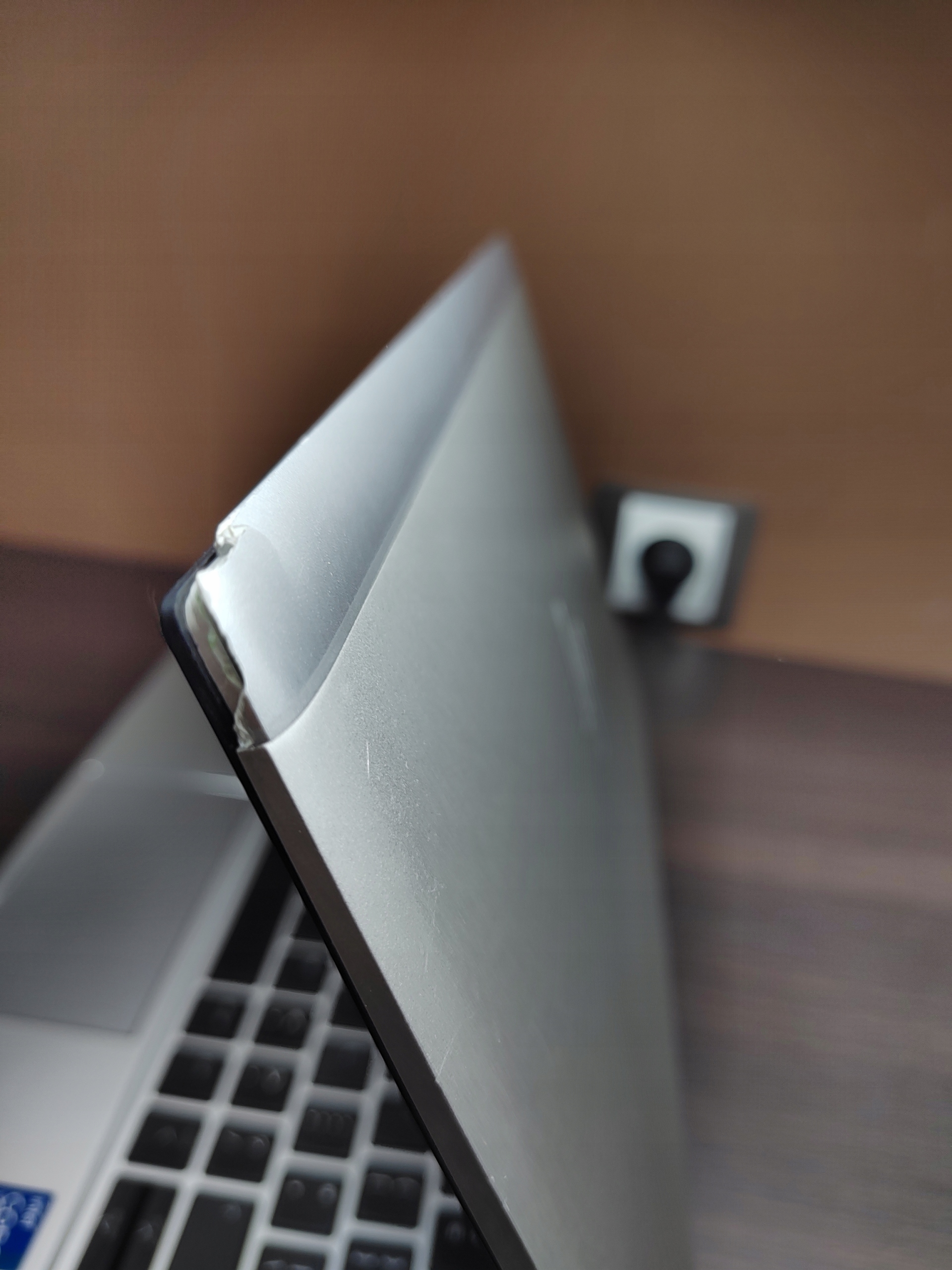 HP Elitebook 830 G8
