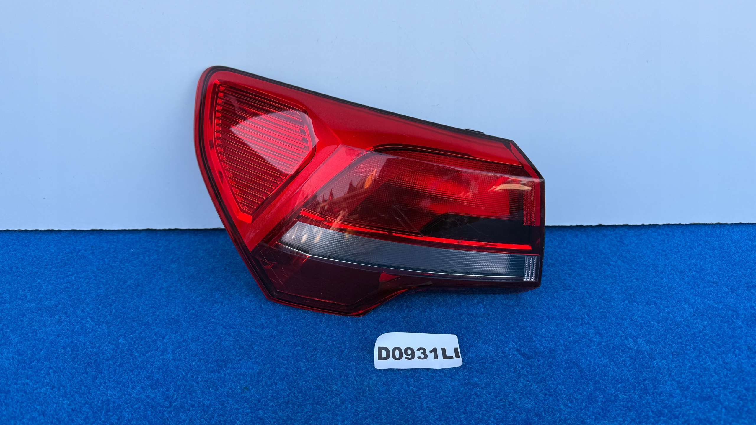 AUDI Q3 2 II 83A left light rear part rear 83A945069 D0931LI