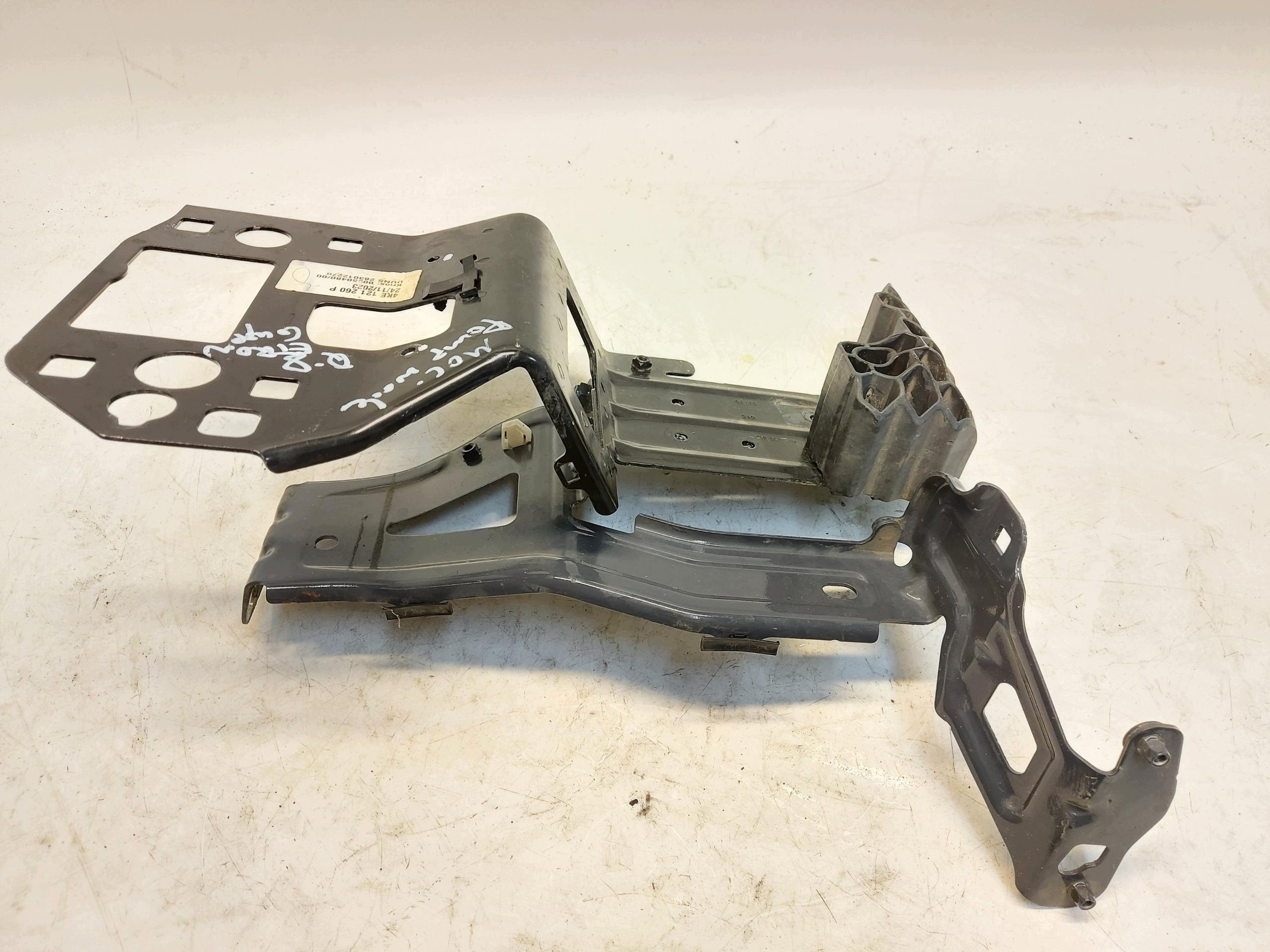 Audi Q8 E-TRON SportBack 4KE Support plaque Poignée Console pompy d’eau