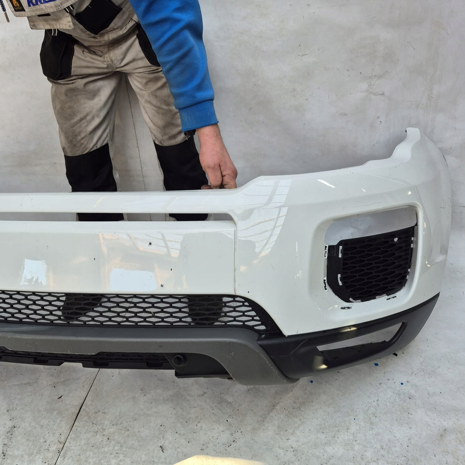 RANGE ROVER EVOQUE and LIFT 15- bumper front front GJ32-17F003-A