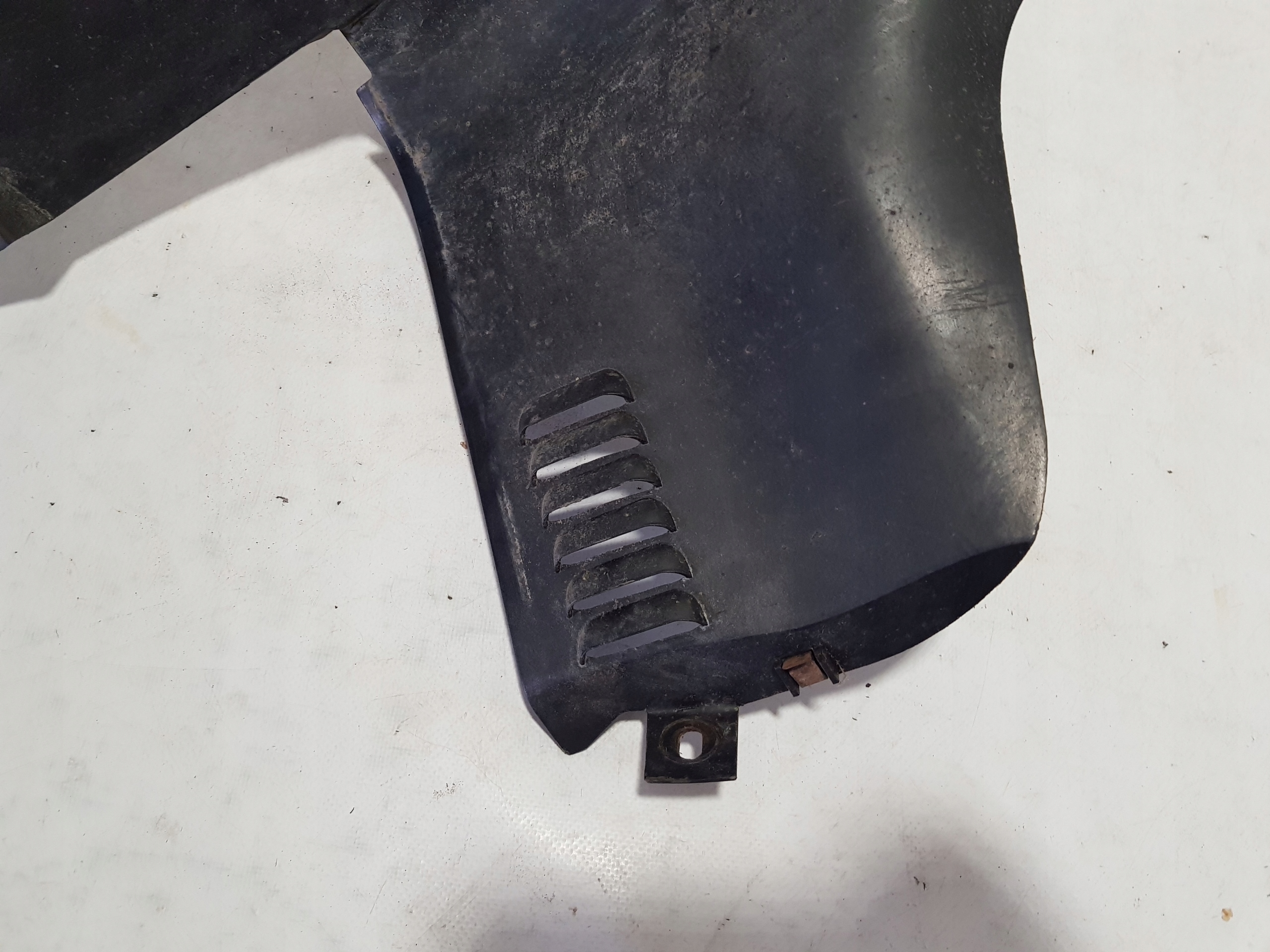 PORSCHE BOXSTER S 986 mudguard rear. left left rear part 98650583100