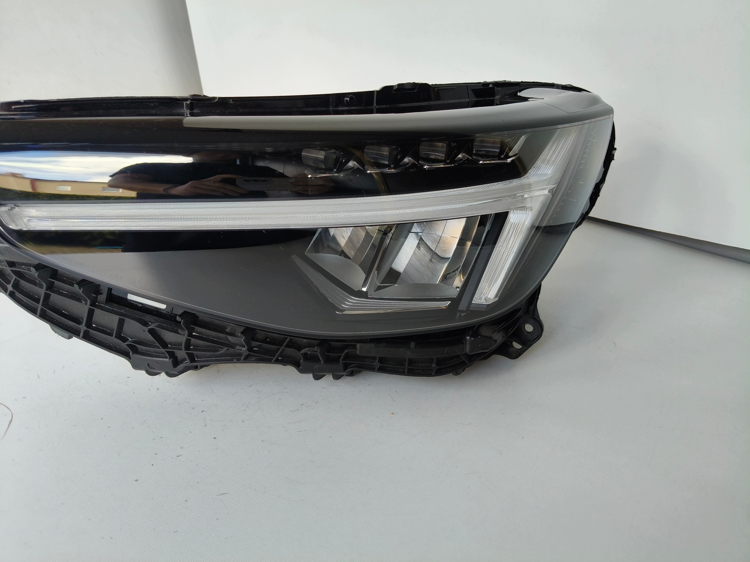 light left REFLEKTOR VOLVO XC40 22- LIFT C40 FULL LED