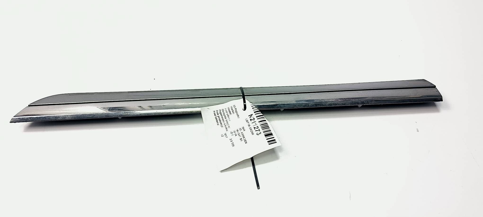 moulding door VOLKSWAGEN PASSAT B8