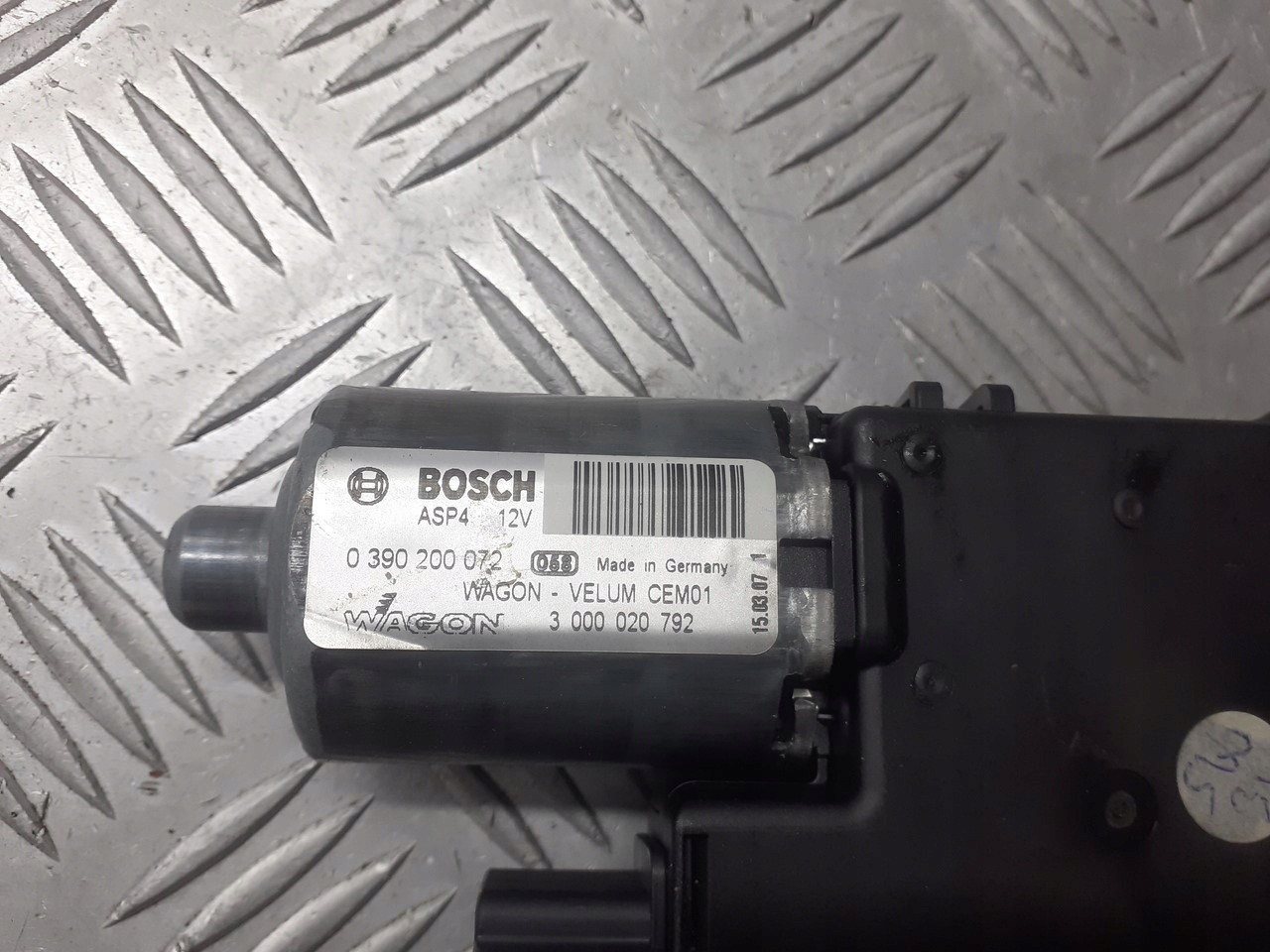 SILNICZEK SZYBERDACHU CITROEN C4 PICASSO 0390200072 Producent części Citroen OE