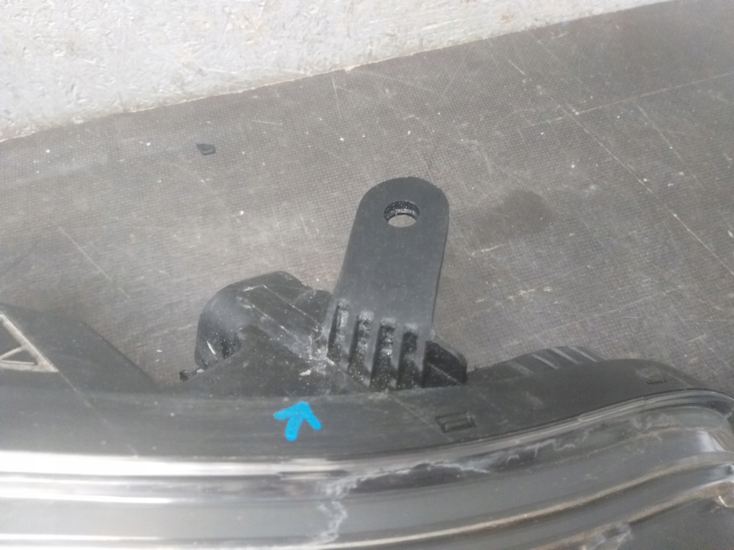 light front right HYUNDAI I20 LIFT 12-14 92102-4P500