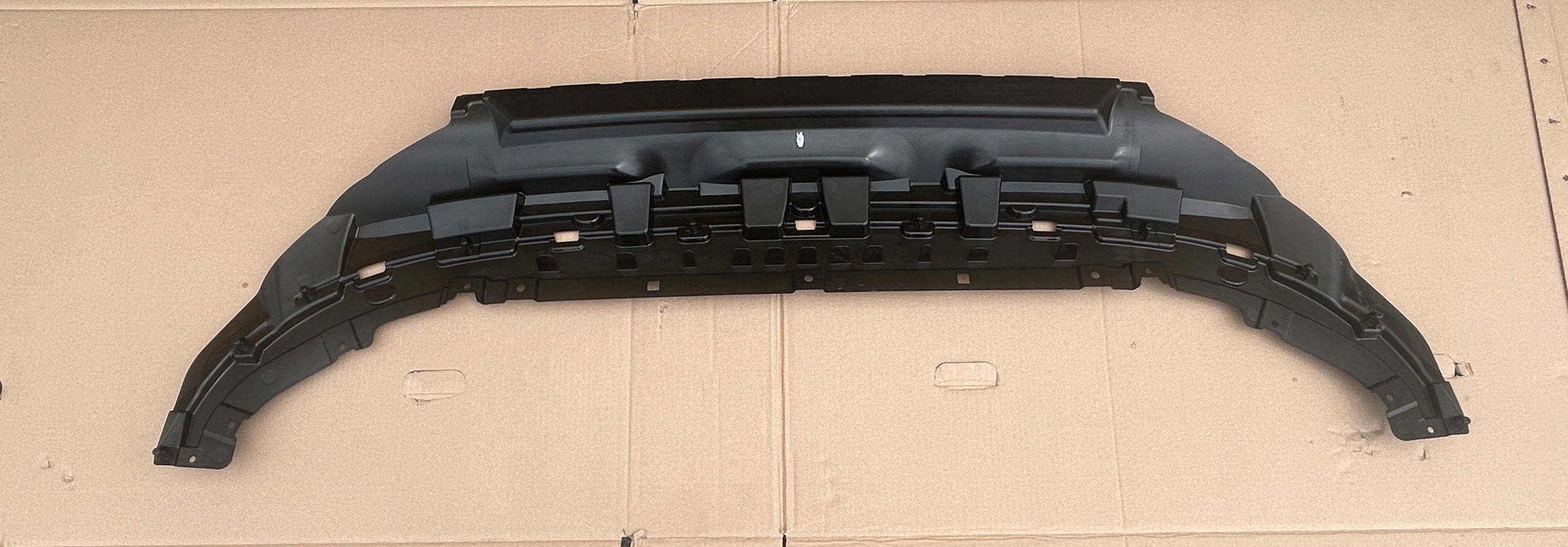 AUDI Q7 4M0 S-LINE cover bumper front 4M0807611G