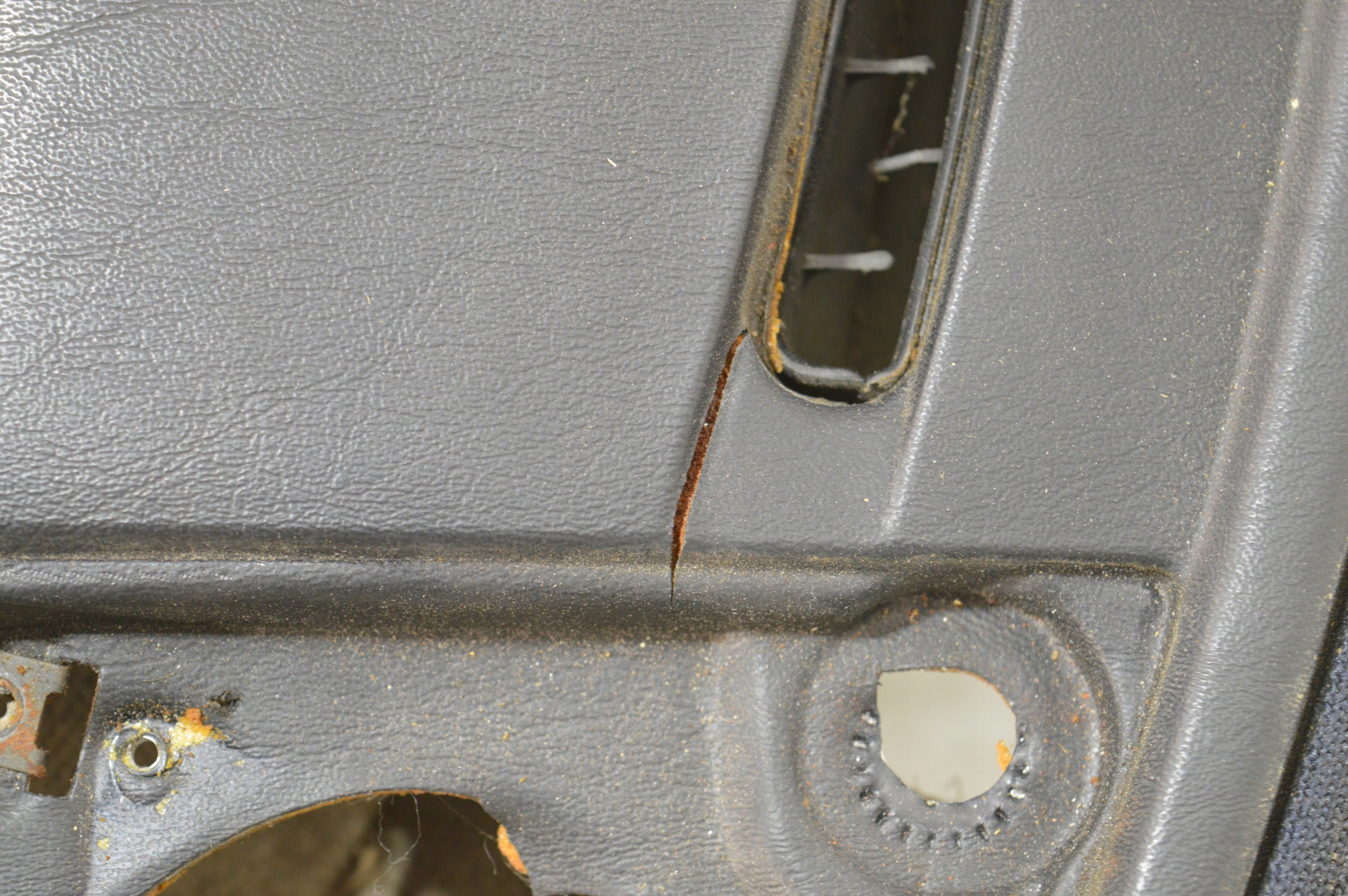 торпеда консоль черный MERCEDES W126 s класс 1266806987