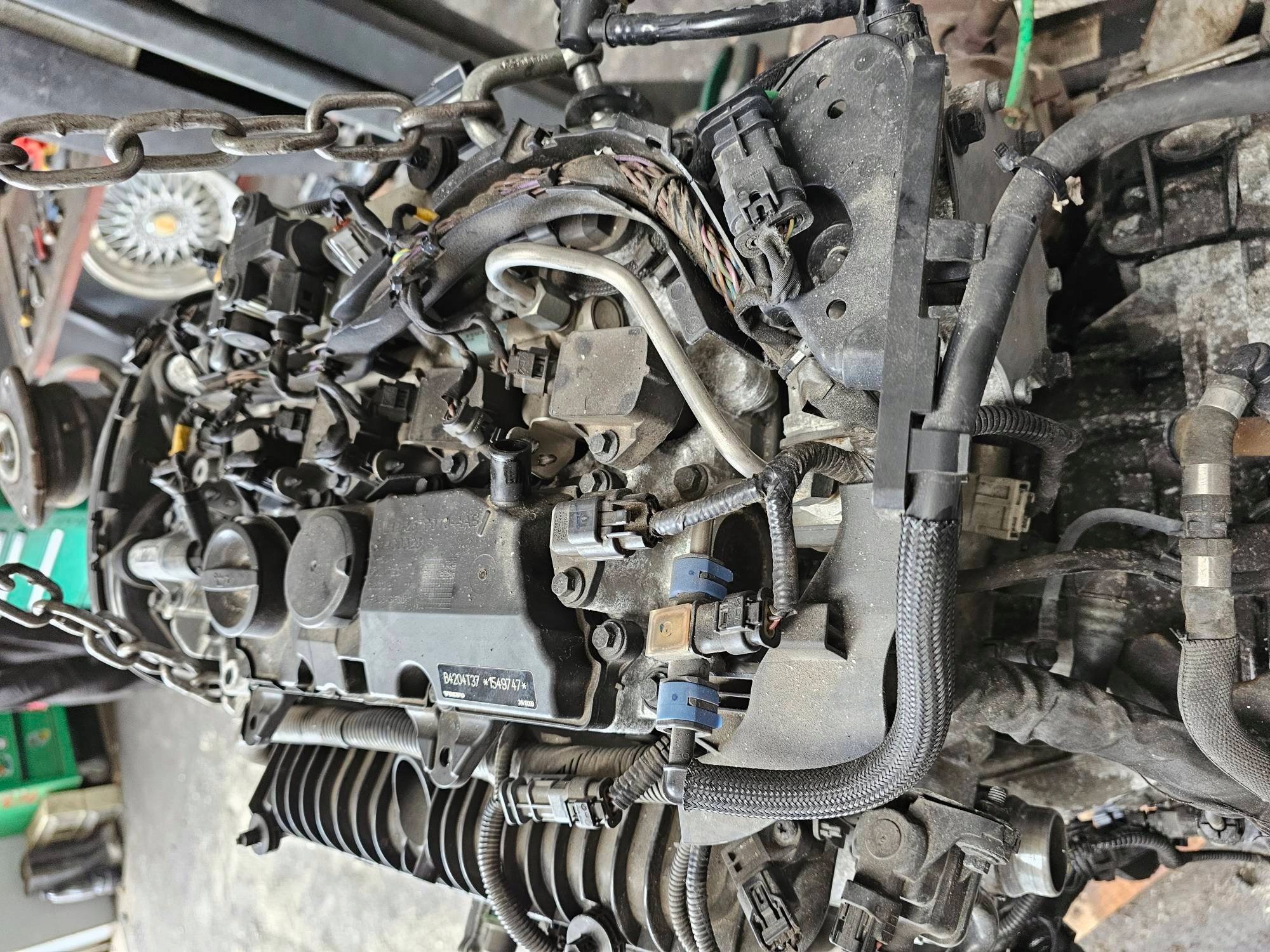 engine complete 2.0 B4204T37 152KM VOLVO V40 II CROSS COUNTRY