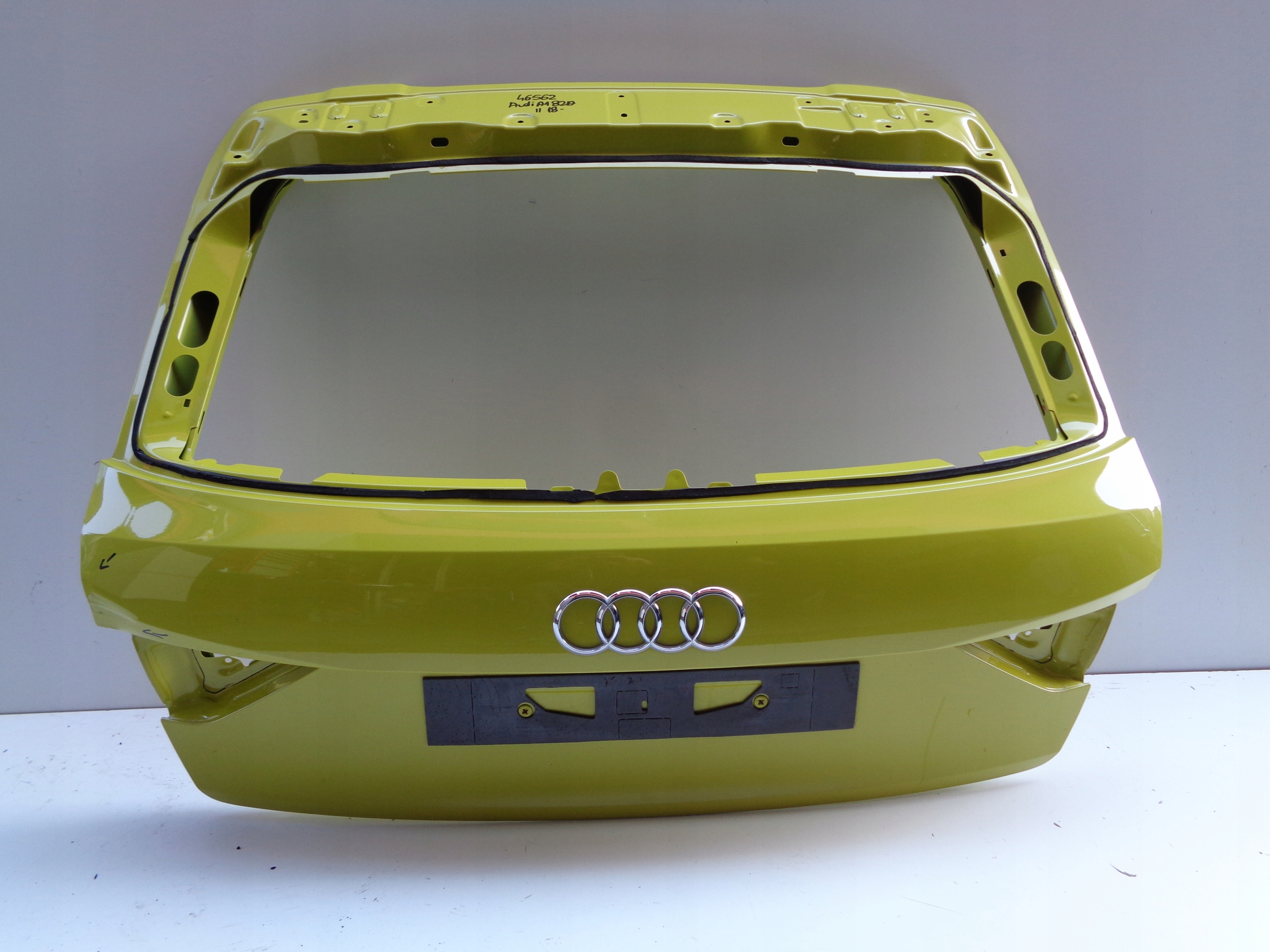 boot doors AUDI A1 II 82A 18- NR 46562
