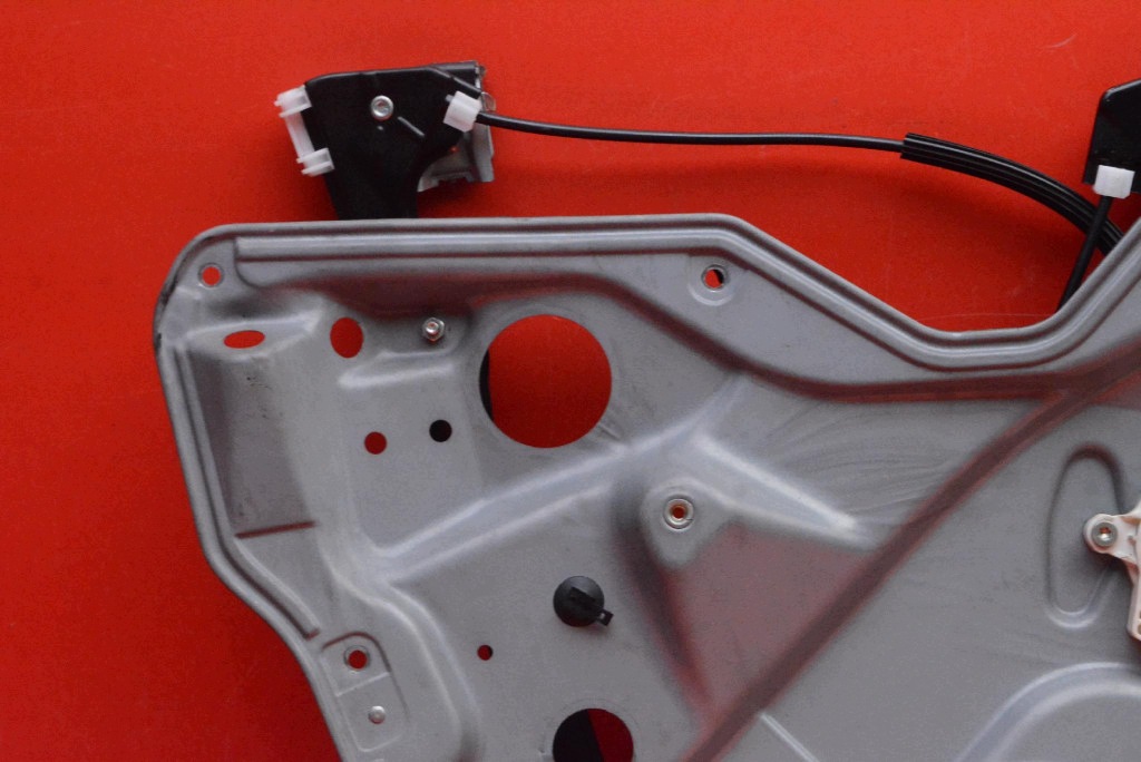window regulator left front EU 1M0837755 SEAT LEON 1 and 99-05