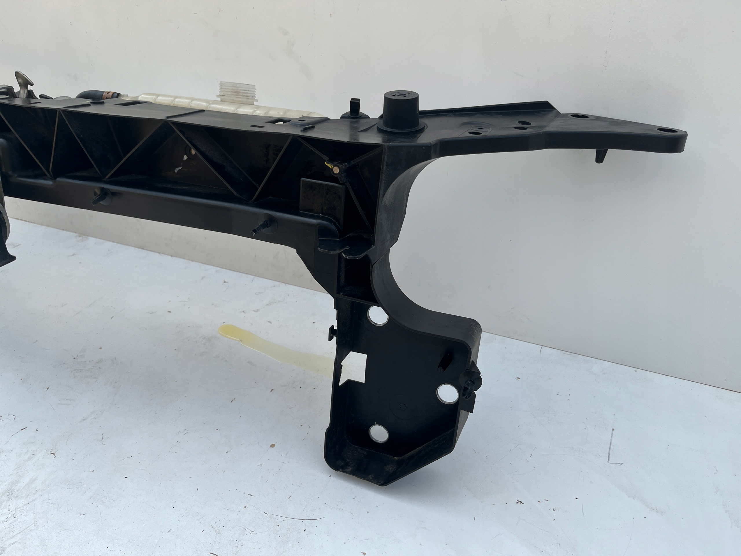 support panel for radiators pillar iron Renault CLIO III 3 LIFT 09-12r.