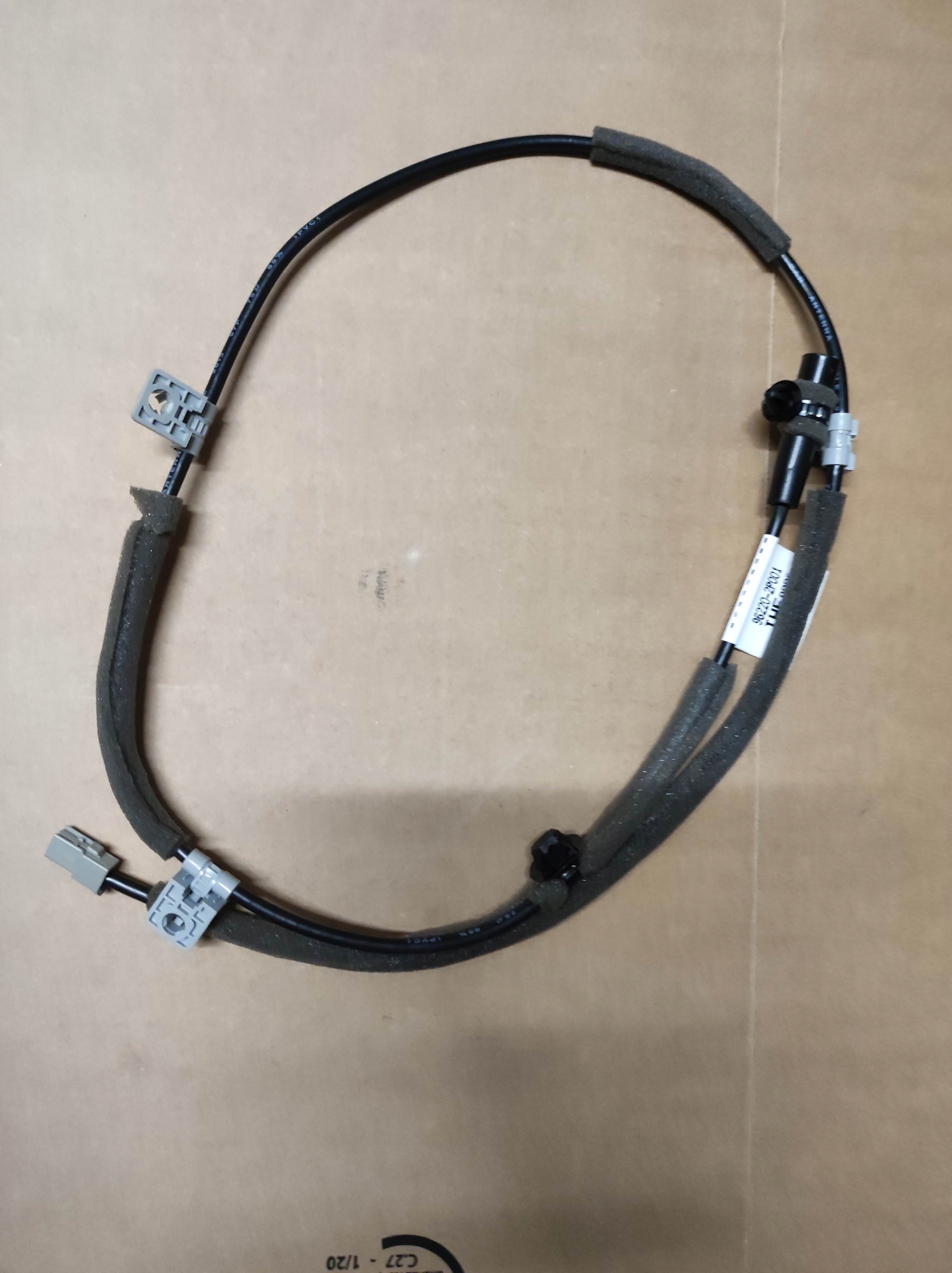 962202p001 - Кабель радіоантени KIA Sorento 09-новий оригінал