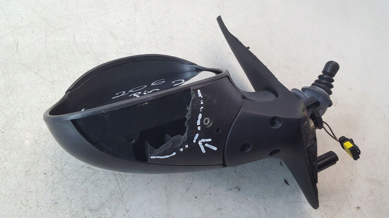 mirror left manually Peugeot 206 1,6 HDI EXLD