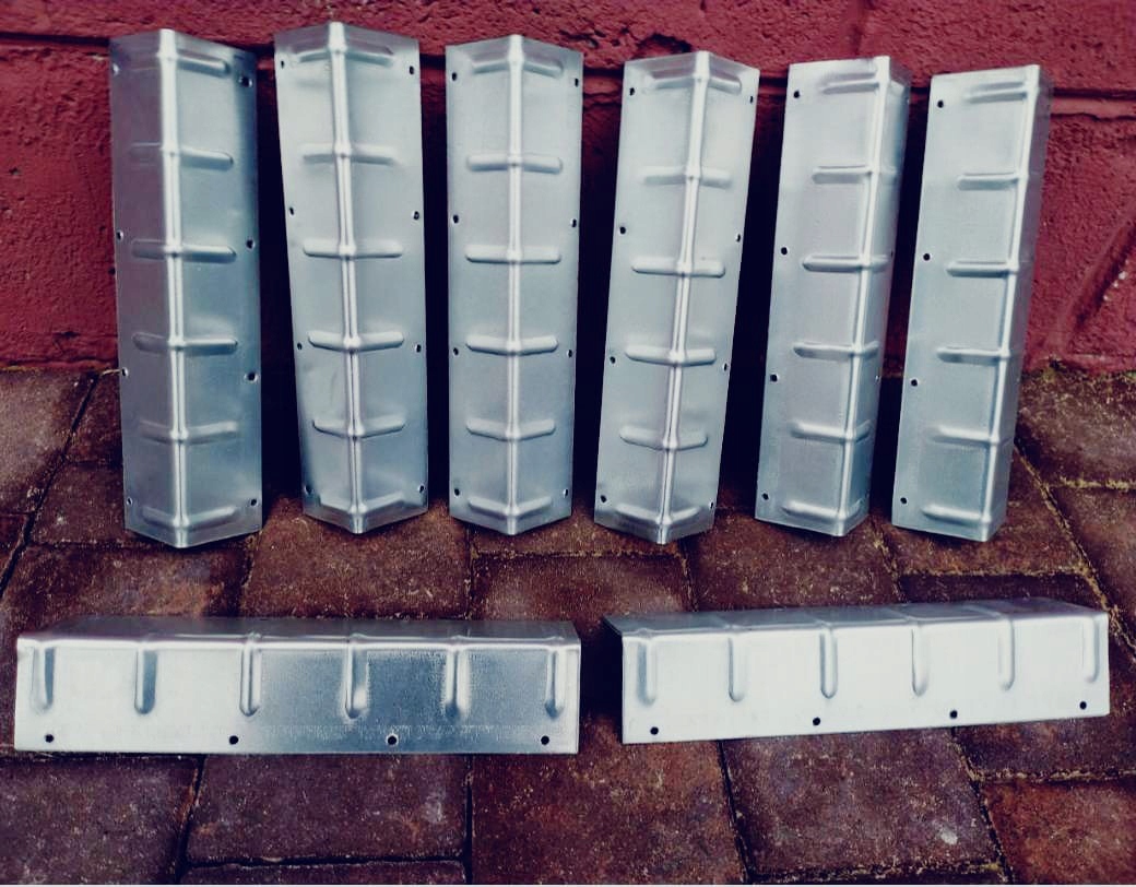 

Kątownik metalowy skrzynio paleta 8 sztuk