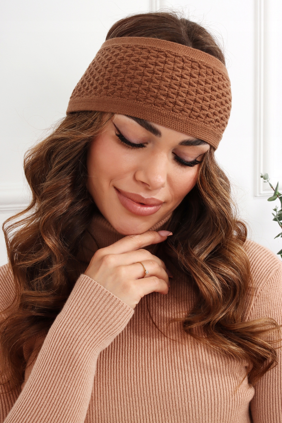 OPASKA DAMSKA NA GŁOWĘ USZY NAUSZNIKI TURBAN CZAPKA CIEPŁA SZEROKA BRĄZOWA Model 2717