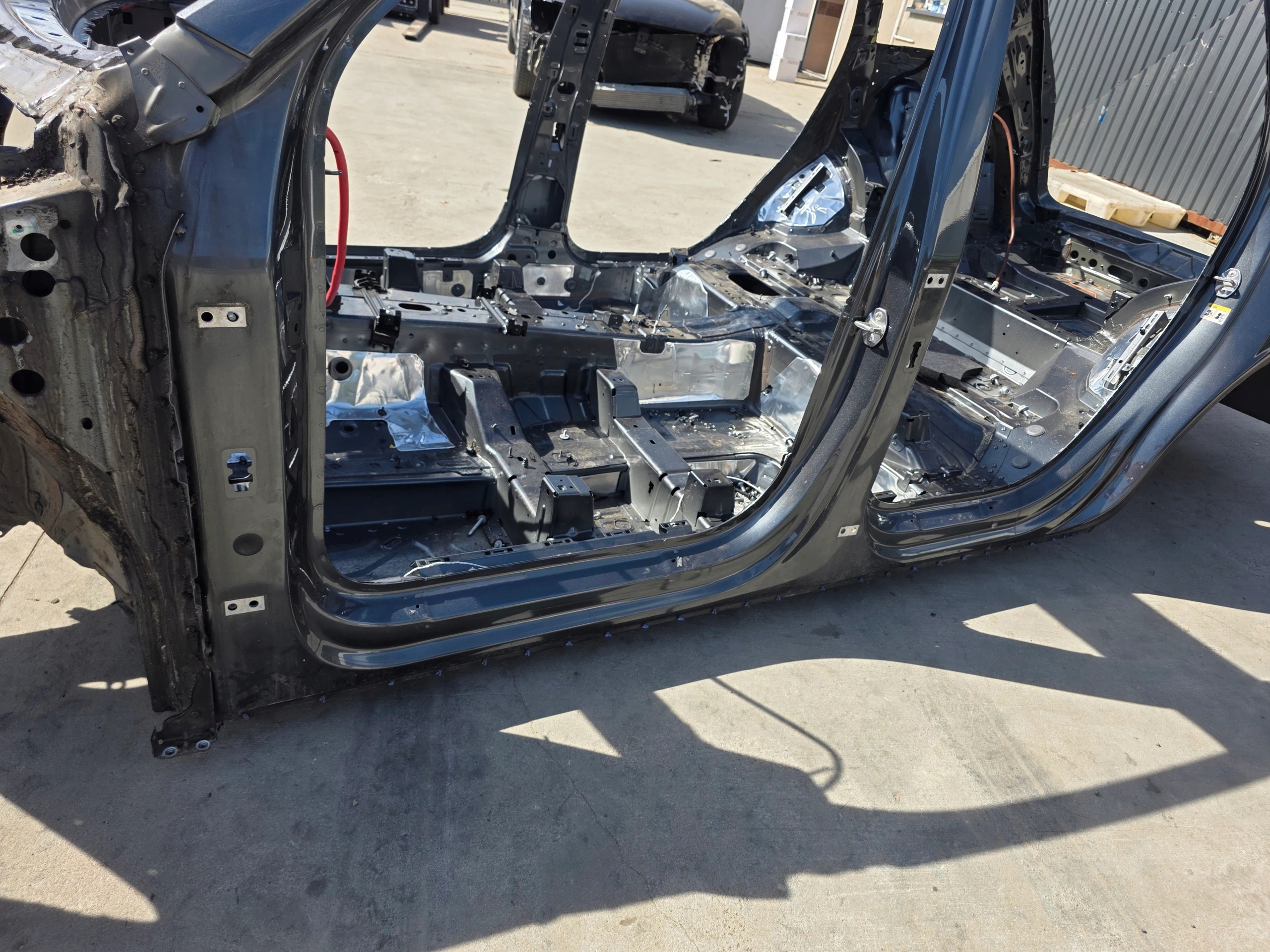 quarter threshold left left side driver´s AUDI Q7 4M original !!!