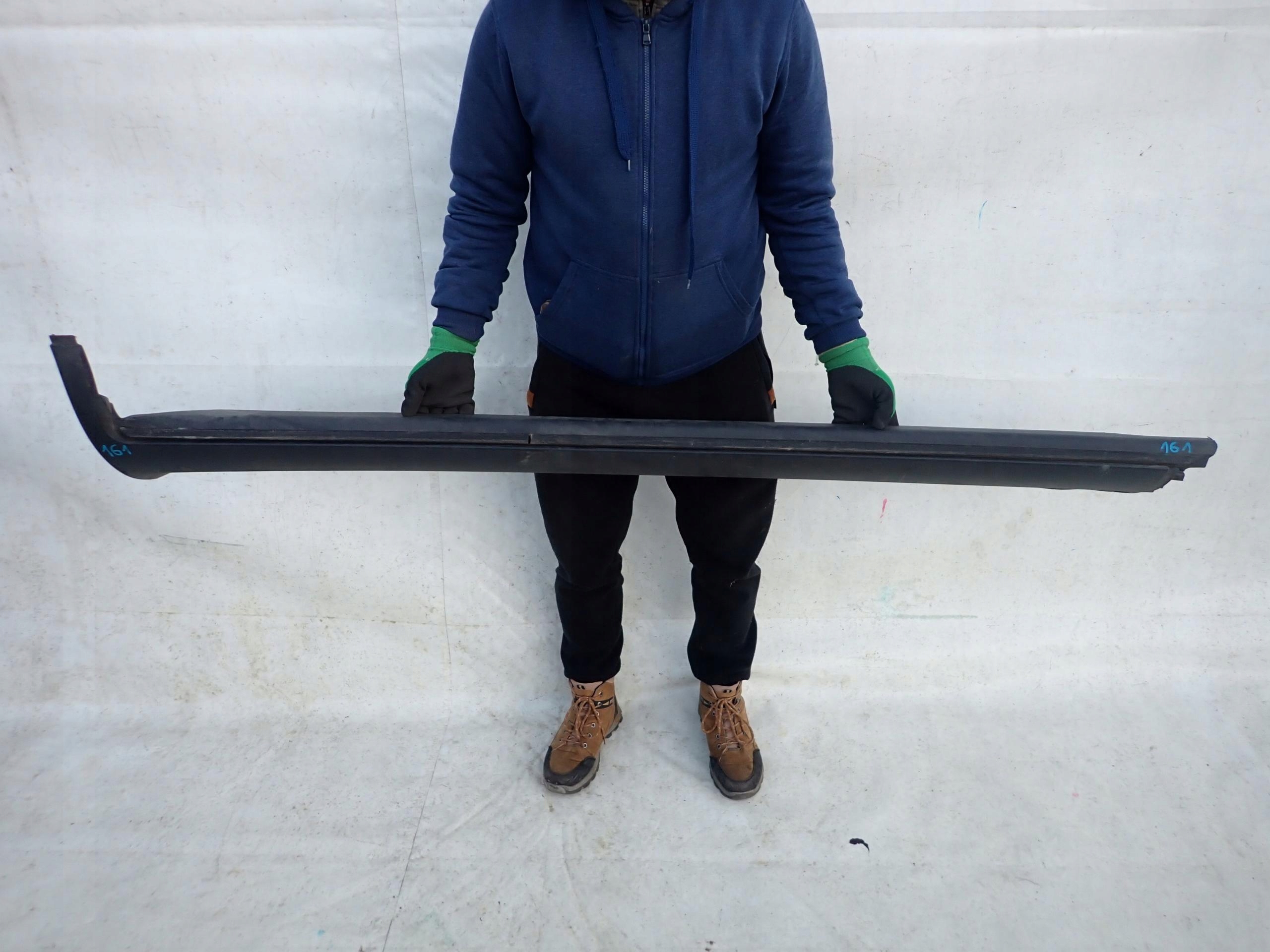 VOLVO XC70 II 00-07 threshold moulding threshold right