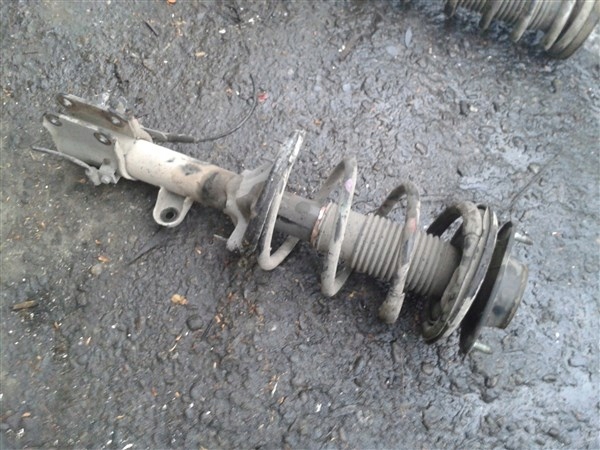 MCPERSON ПЕРЕДНИЙ ПРАВЫЙ KIA SPORTAGE II 2.0 CRDI