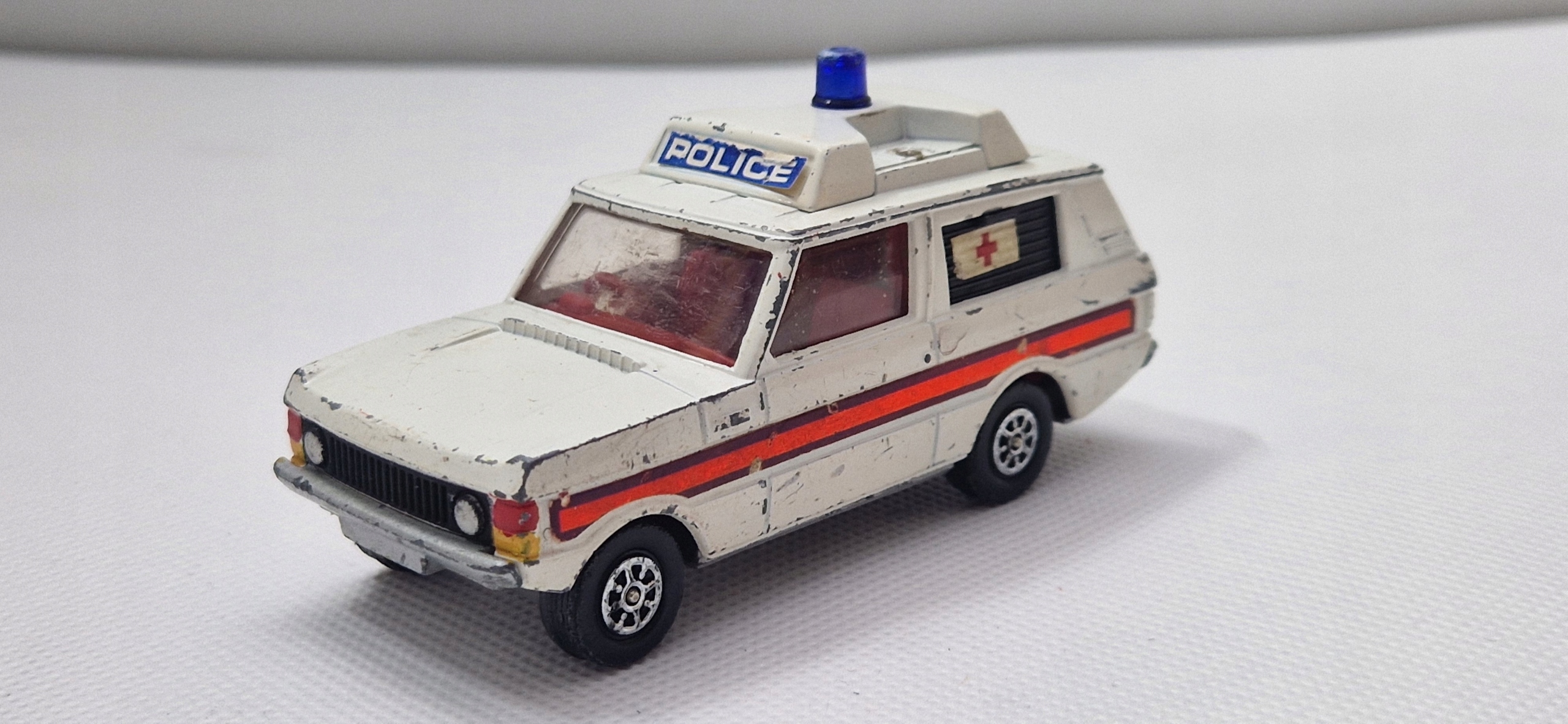 CORGI Collection　RANGE ROVER & CARAVAN Corgi Rangę Rover - Niska cena na Allegro