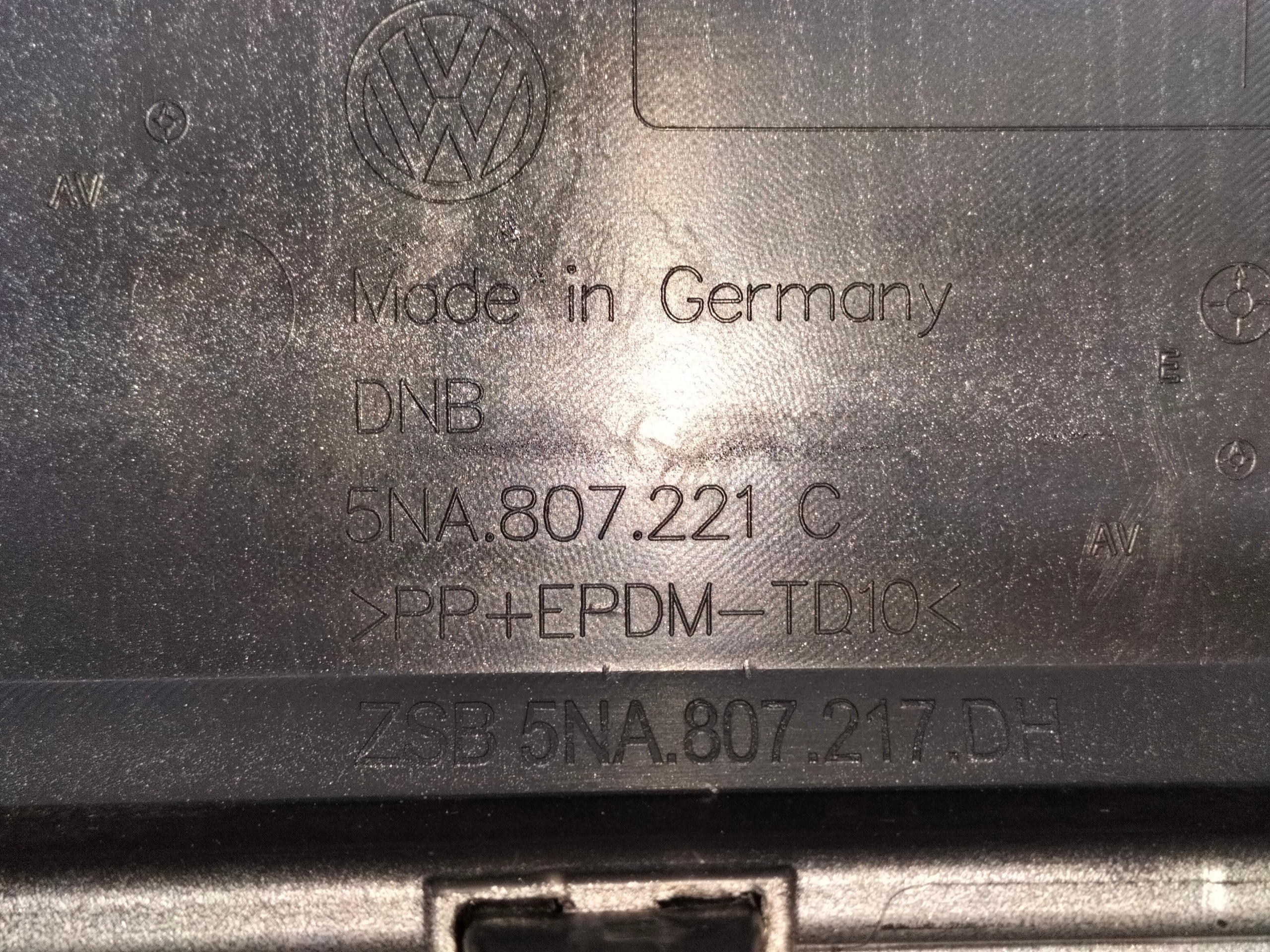 front bumper front VW TIGUAN II 5NA LIFT 20- wersja without washers ,