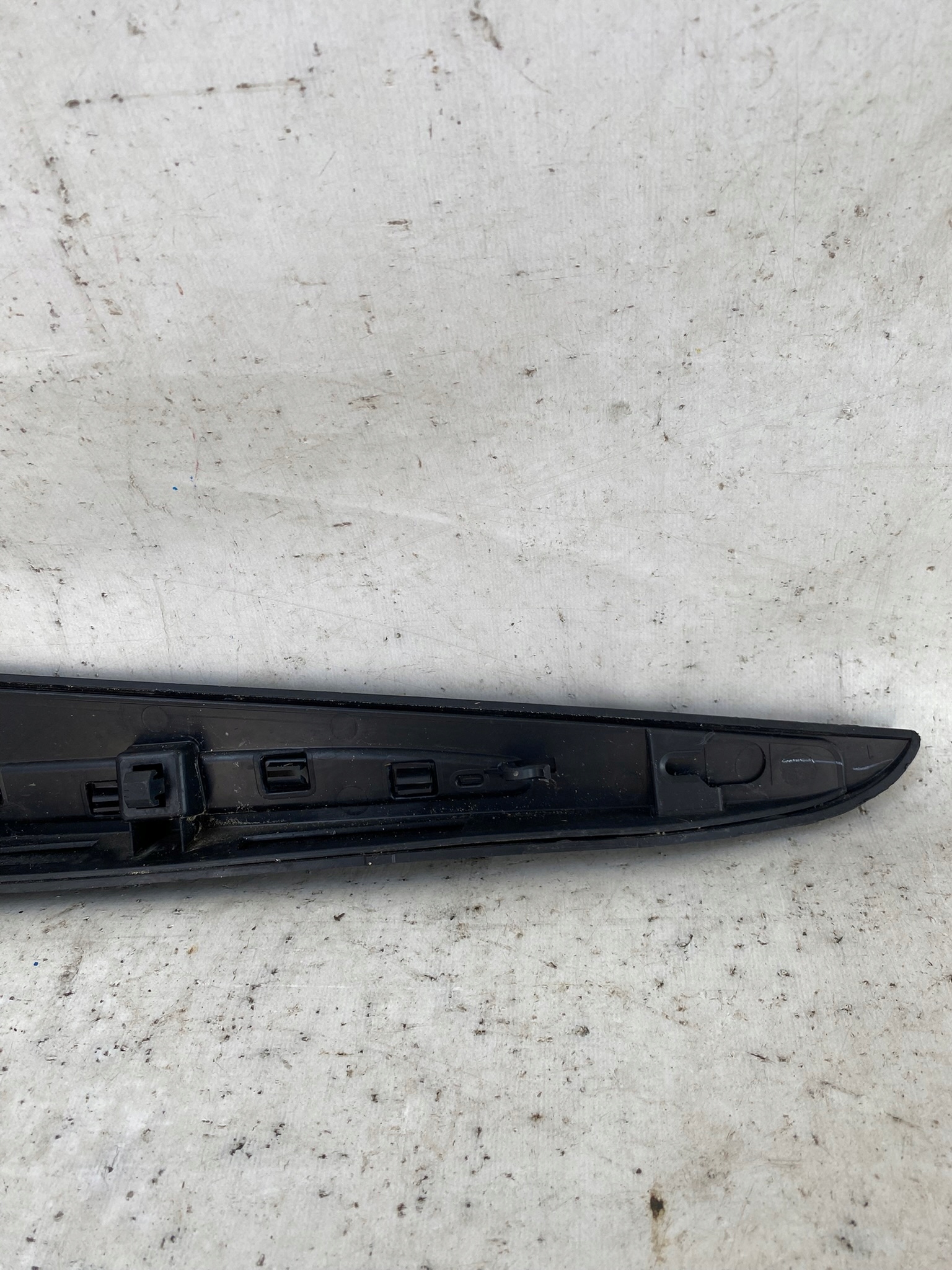 RENAULT CLIO 4 IV 12- left moulding door front 808777693R