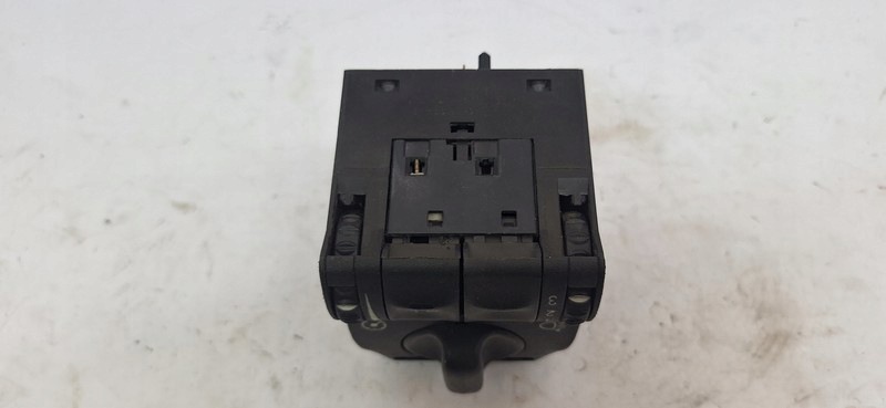 interruttore luci OPEL OMEGA B 90460591