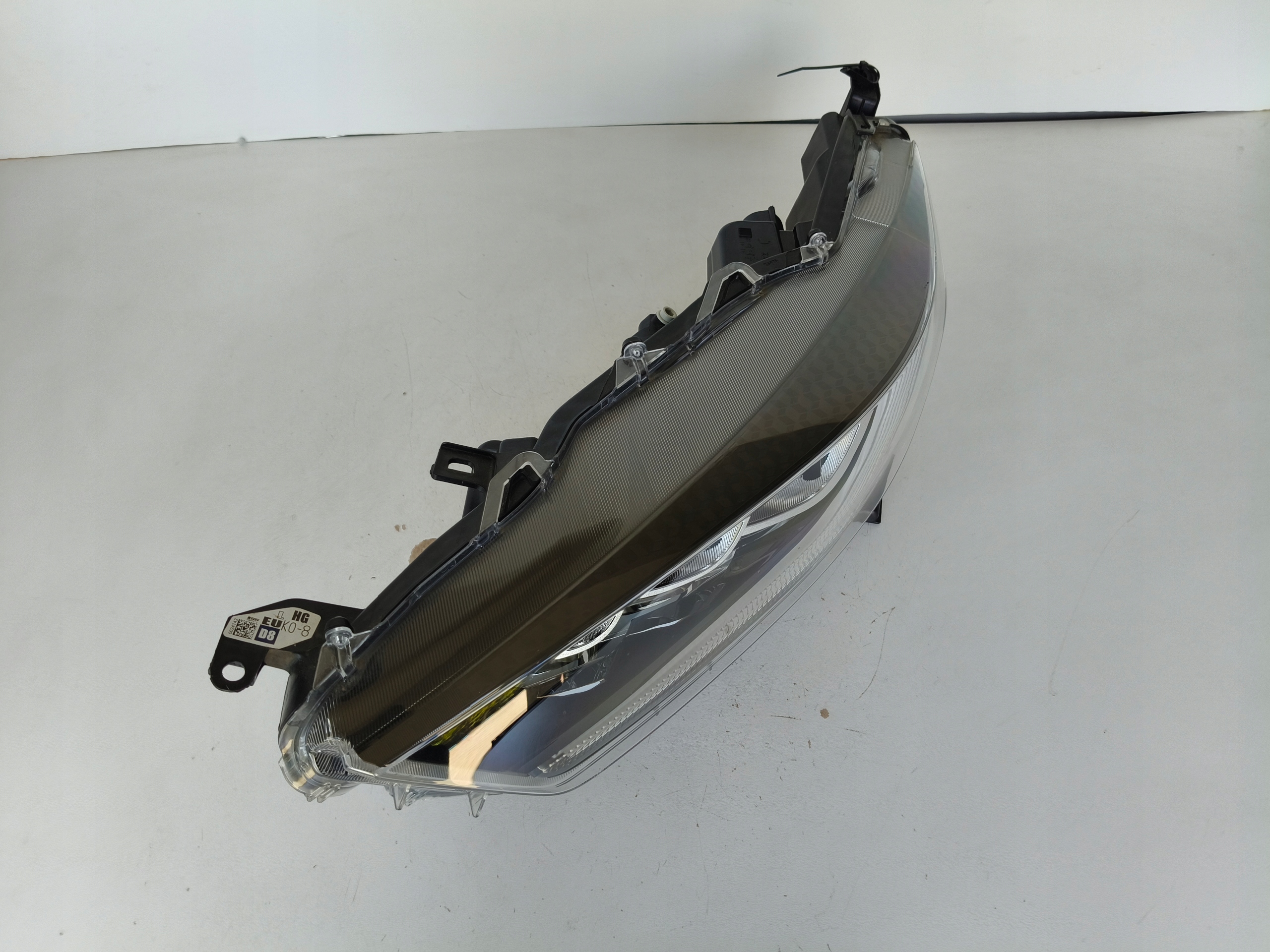 light left REFLEKTOR TOYOTA YARIS IV 20- FULL LED MAZDA 2 24