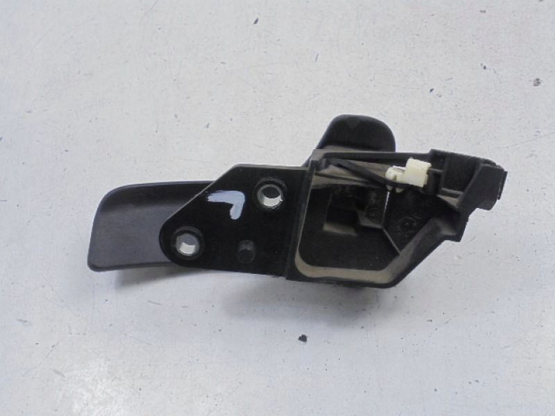 BOXER II 06-14 KLAMKA WEWNĘTRZNA LEWA PRZÓD Producent części Peugeot OE