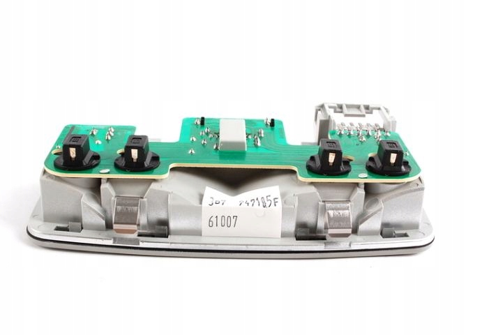 LAMPKA WNETRZA VW Passat W8 Bora Golf Catalog number for part 3B7947105F