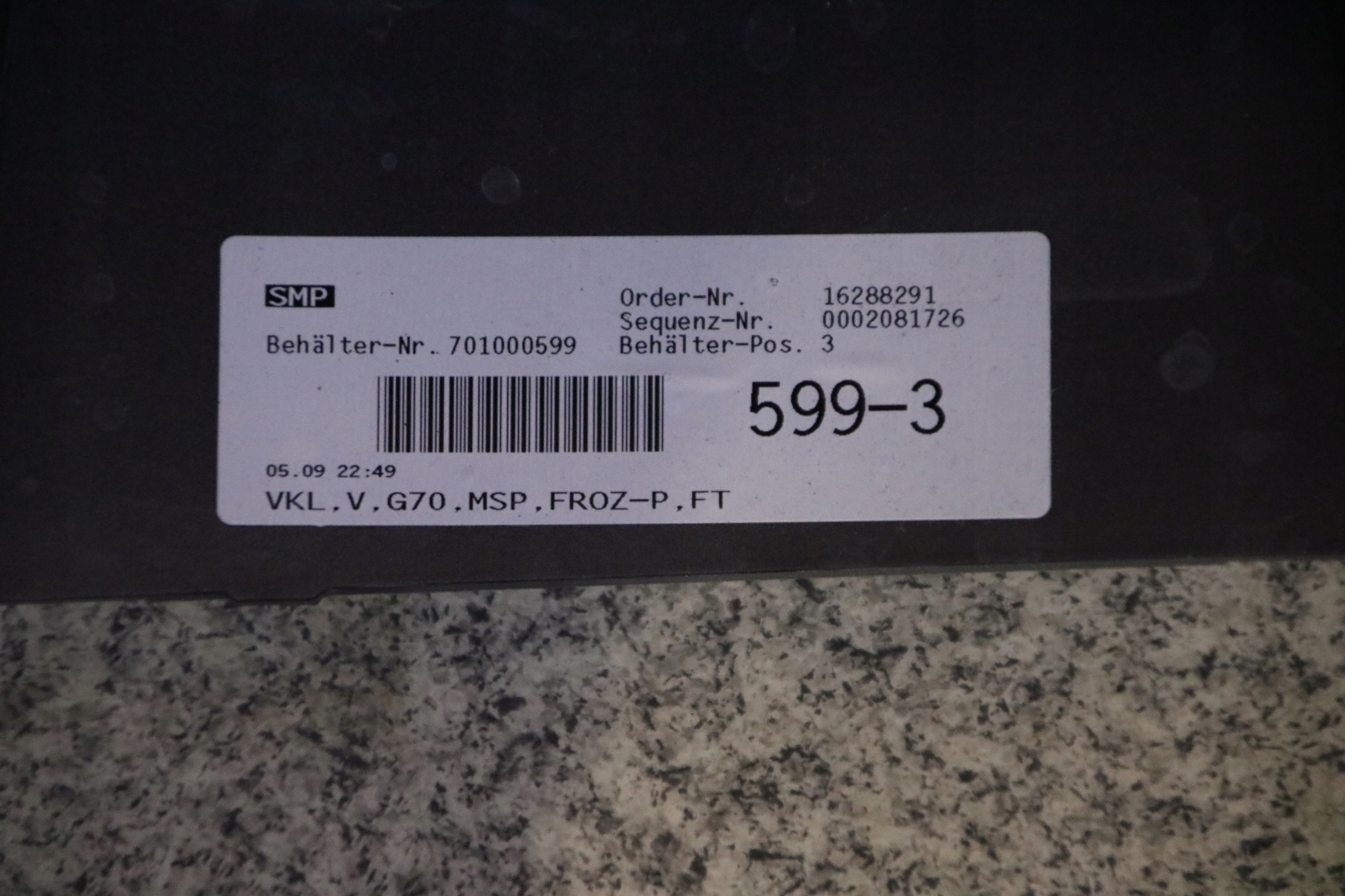 BMW 7 G70 i7 m-packet nárazník predok predný C5A