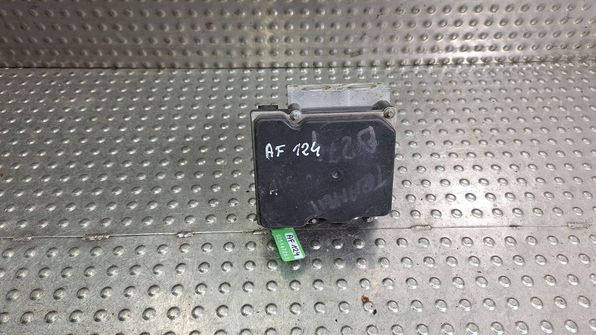 pump control unit ABS 8C11-2C405-AB 0265235436 0265950773 FORD TRANSIT MK7