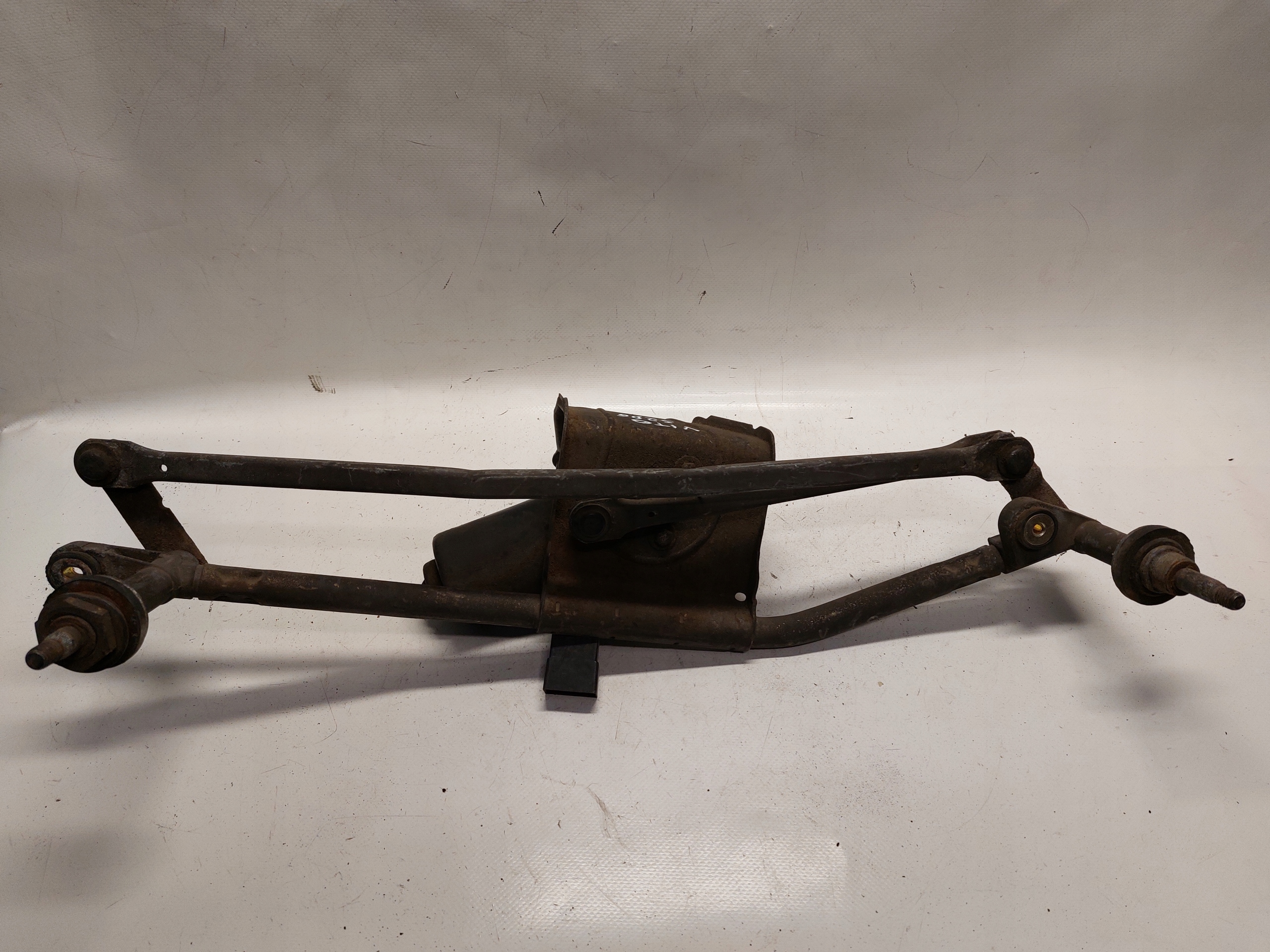 Mercedes wiper mechanism front VITO W638