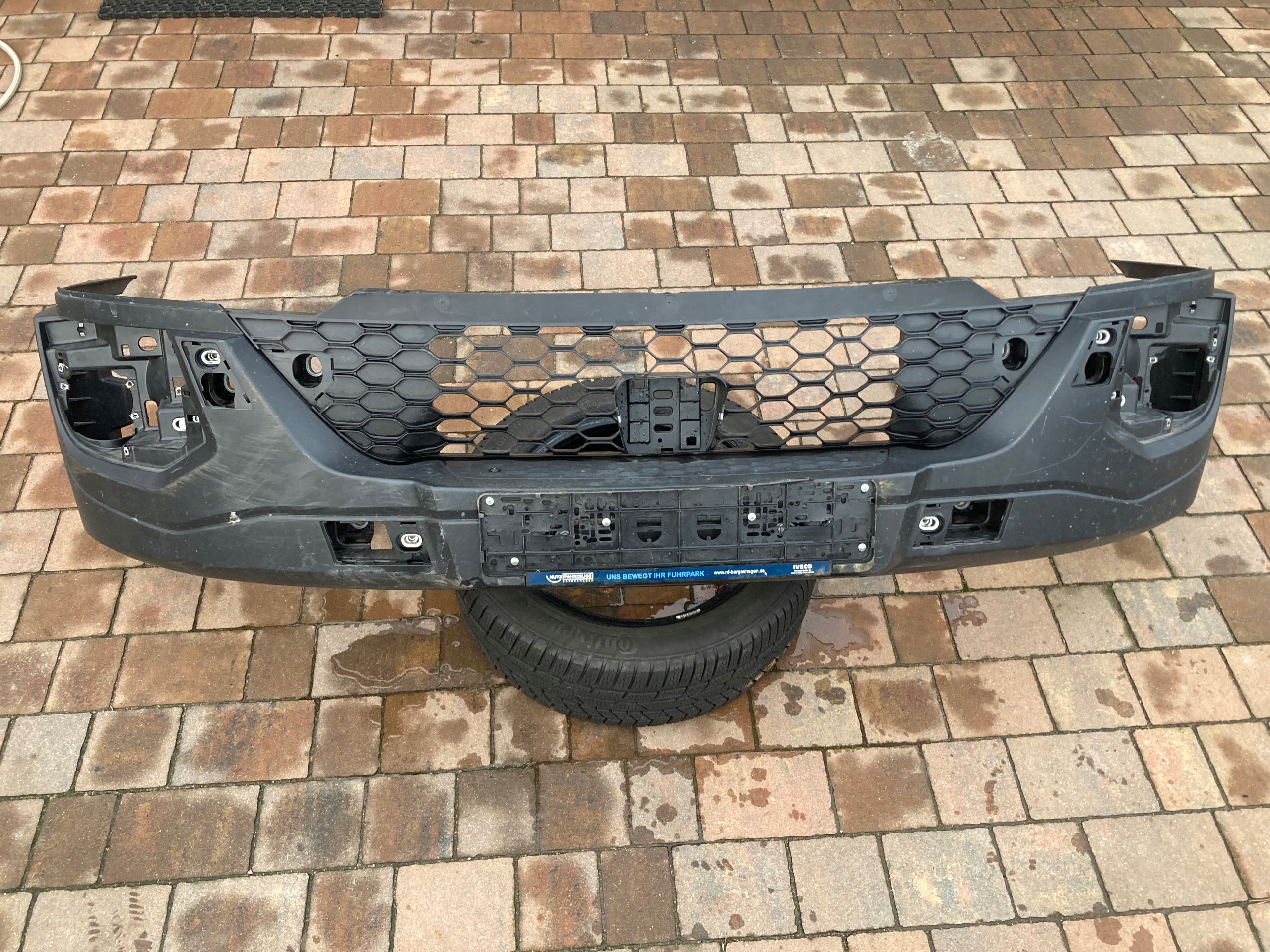 ZDERZAK IVECO DAILY 2021rok 5802510181 Oryginał