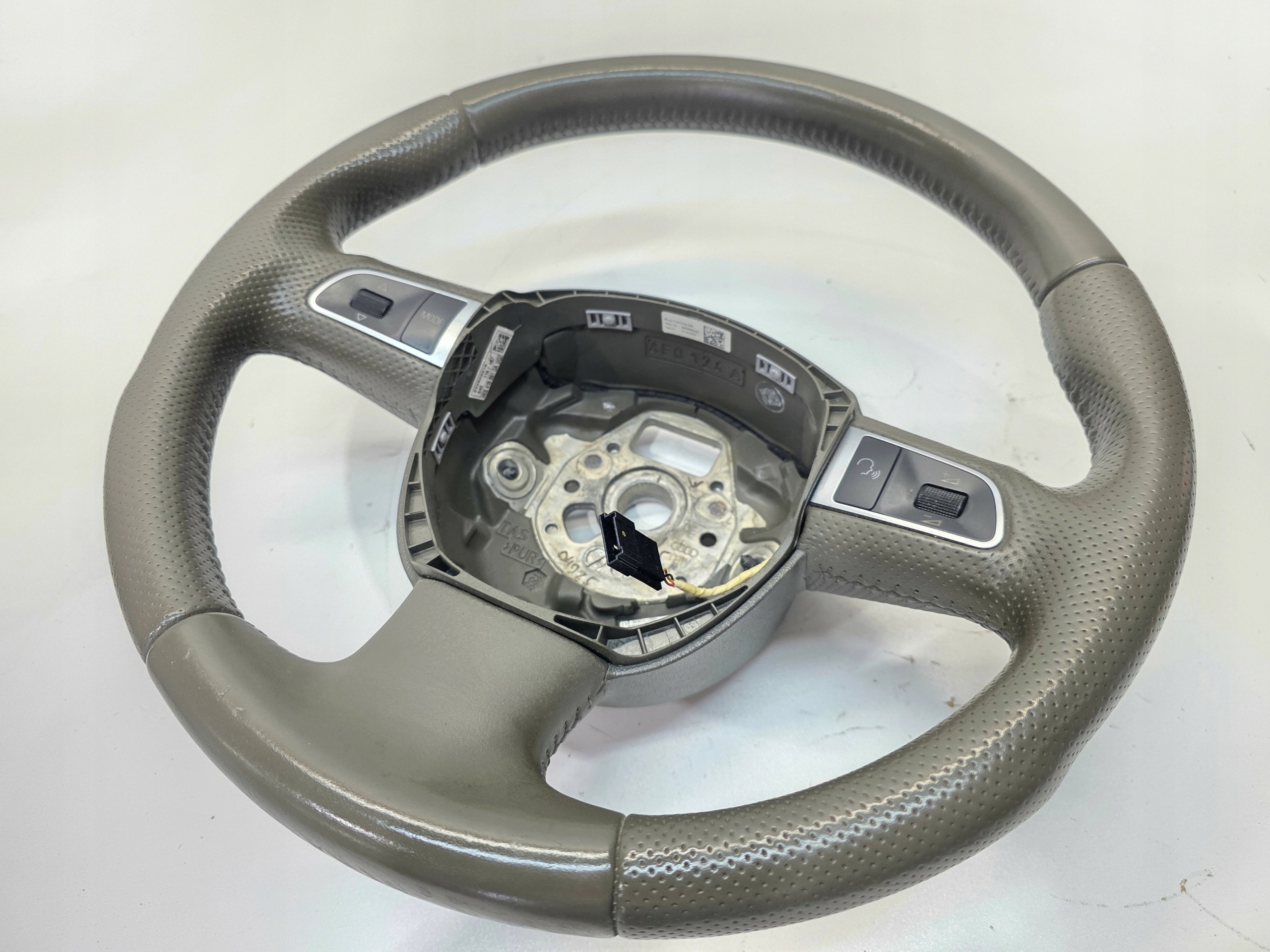 lenkrad Leder MULTIFUNKCJA AUDI A6 C6 A8 D3 LIFT 4E0419091DA UQZ 1/26