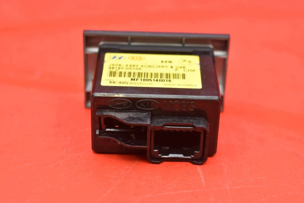 adapter PORT player USB AUX 96120-C0100 KIA CEED 3 III 18-20