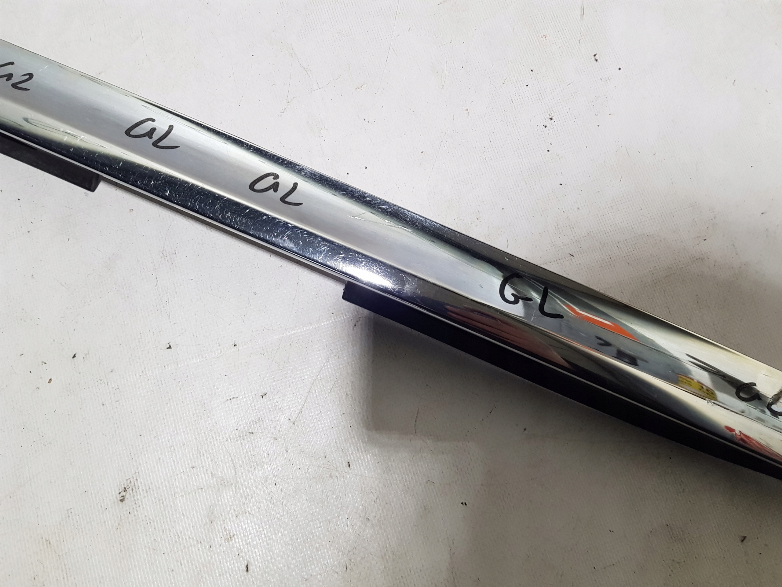 moulding cap bonnet boot CHROM MERCEDES GL X164