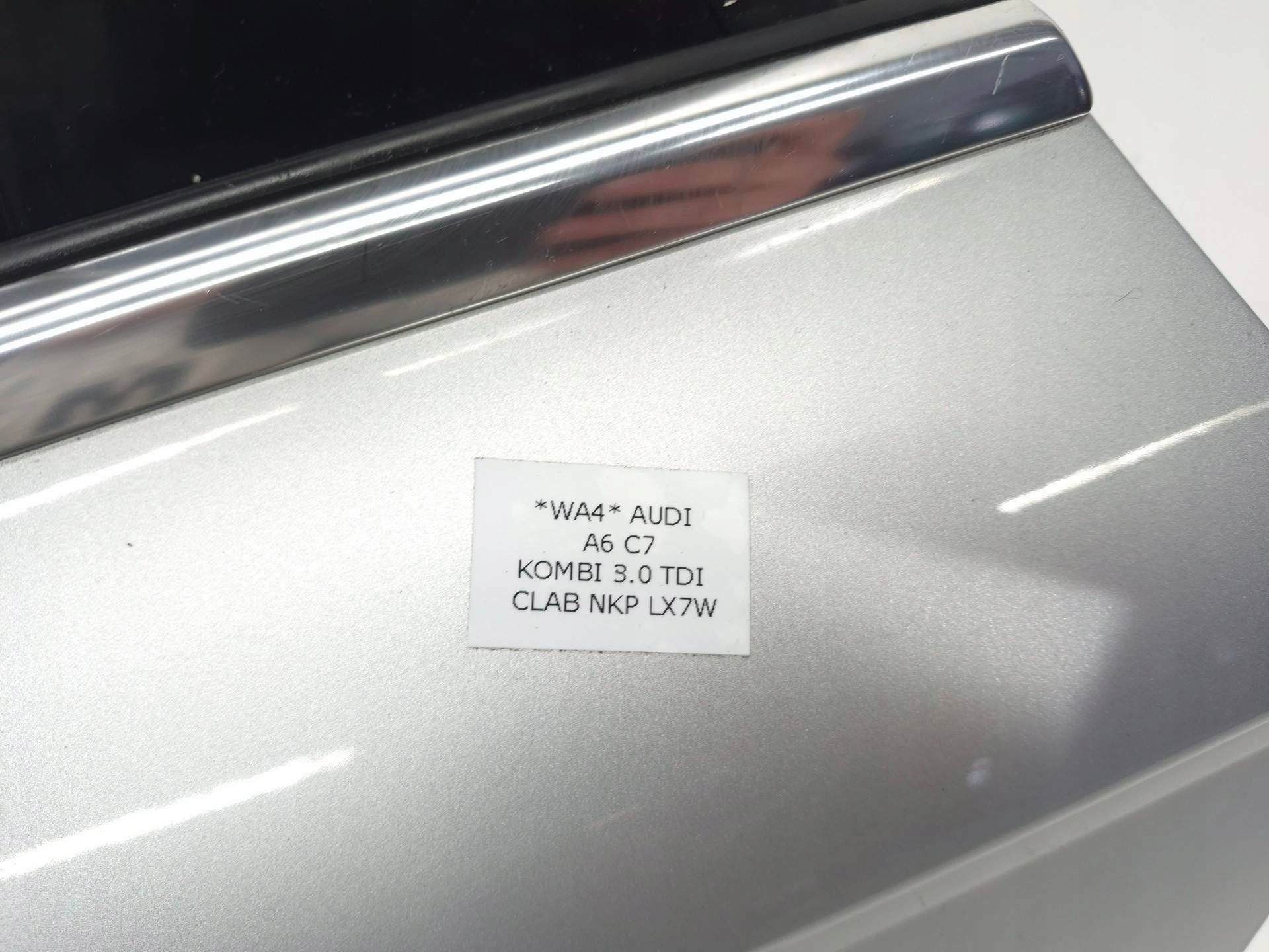 door left rear. left rear part AUDI A6 C7 KOMBI LX7W