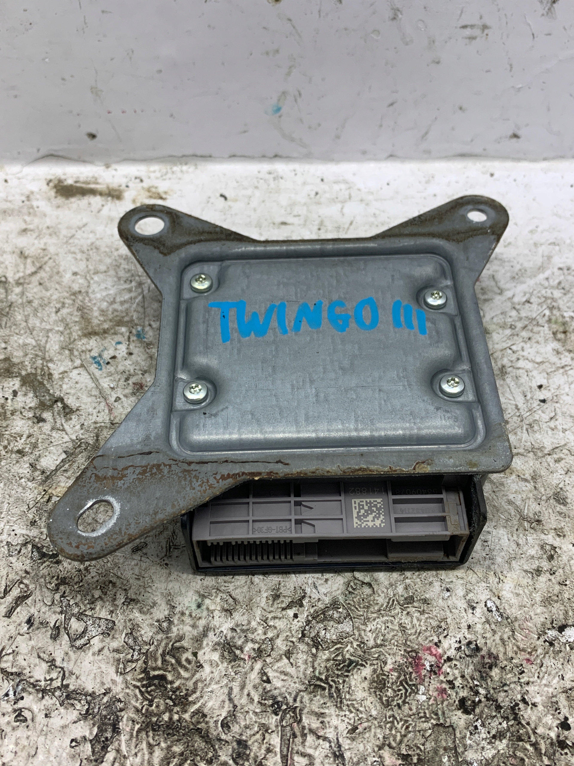 modulo SENSOR airbag airbag 985100858R RENAULT TWINGO III (14-18) 1.0 SCE