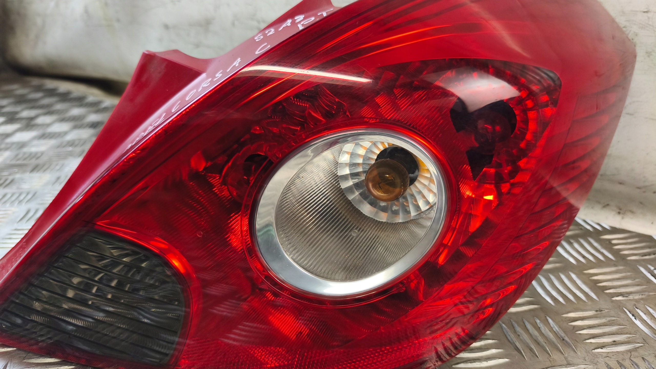 light right rear part OPEL CORSA D