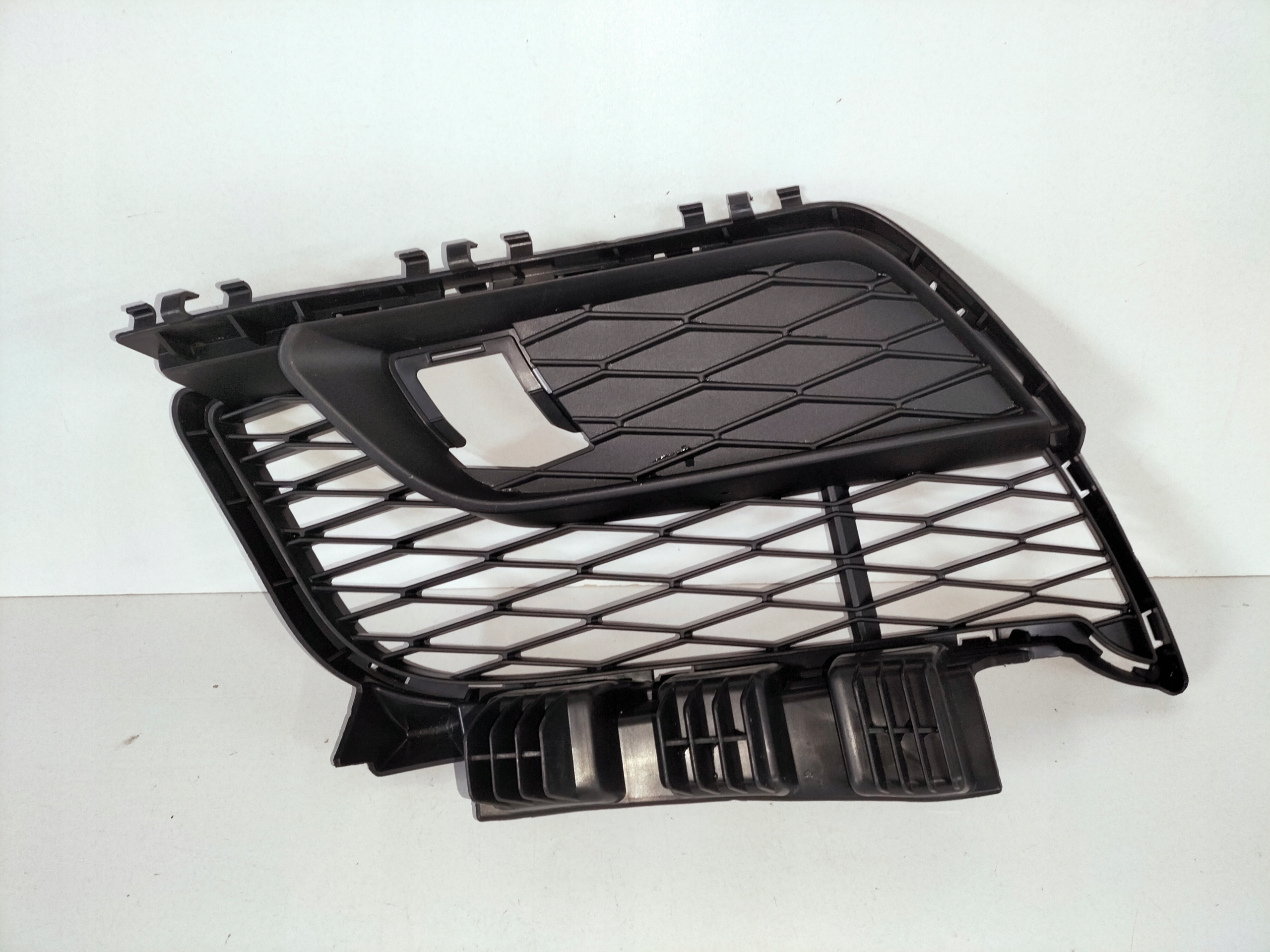 grille grid of a bumper left TOYOTA SUPRA 19