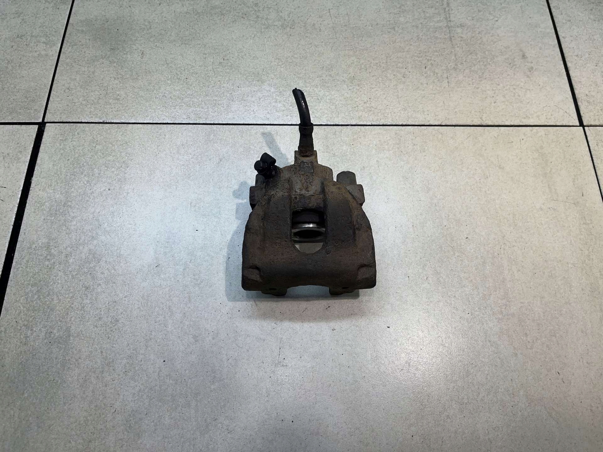 caliper brake right rear part VOLVO S60 2.4B