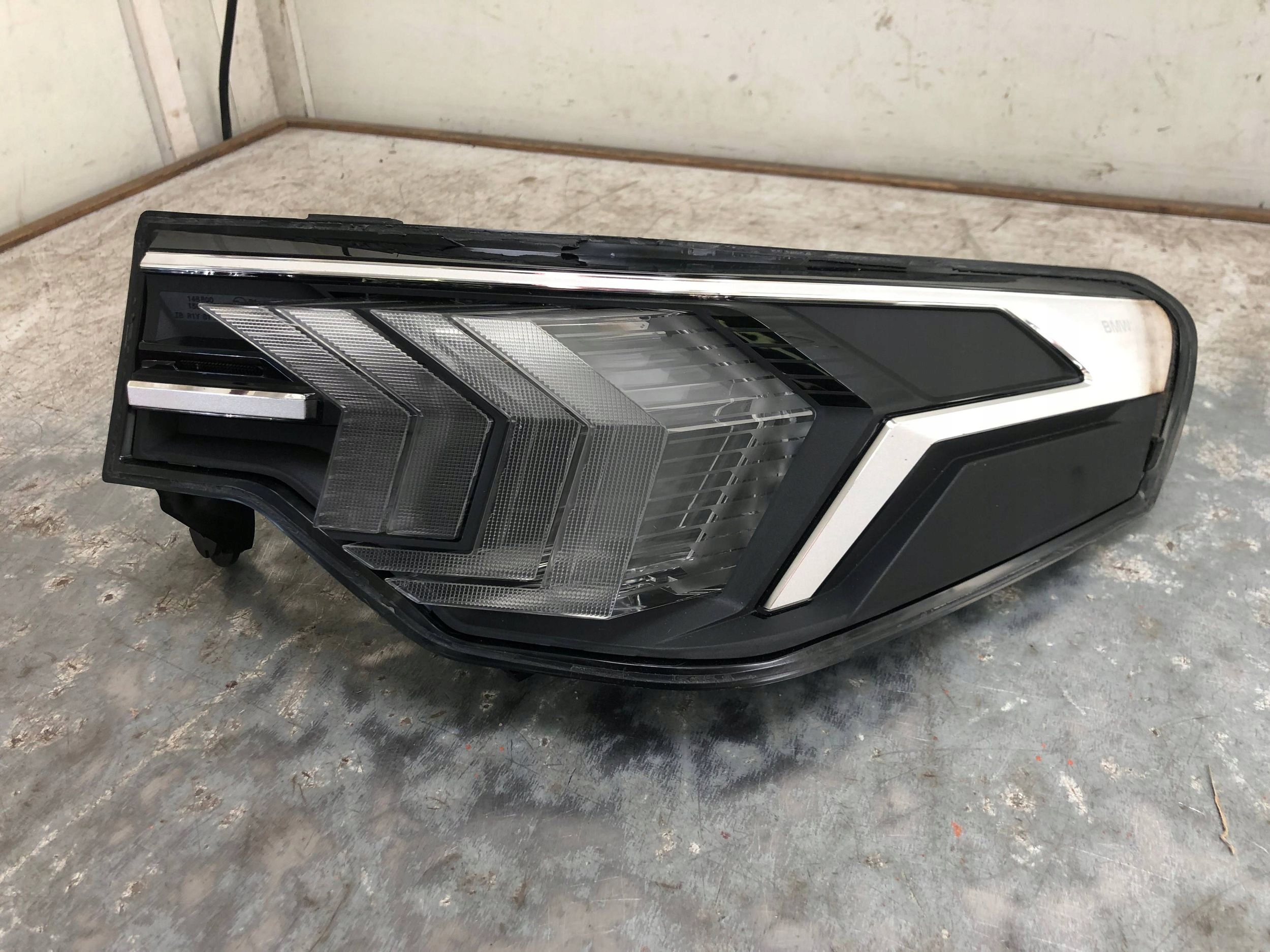 light right rear part BMW X2 U10 H4944881013