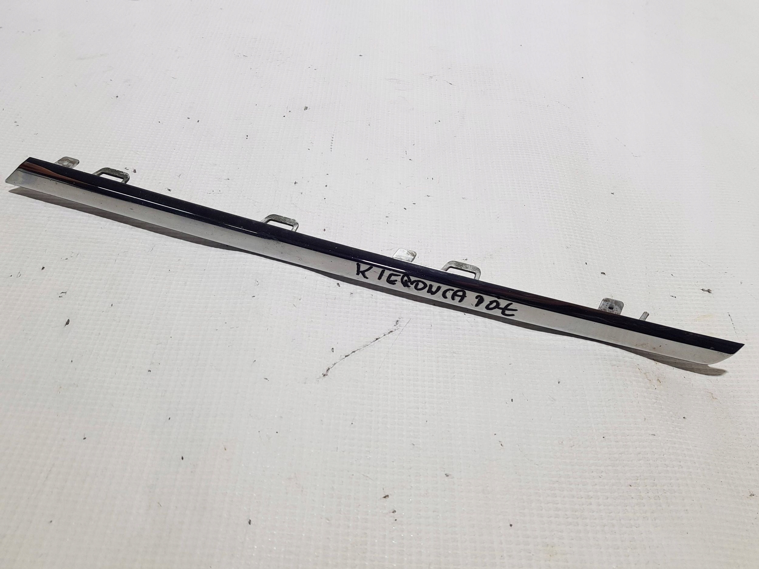moulding CHROM grille radiator grilla grila front Mercedes CLS W218