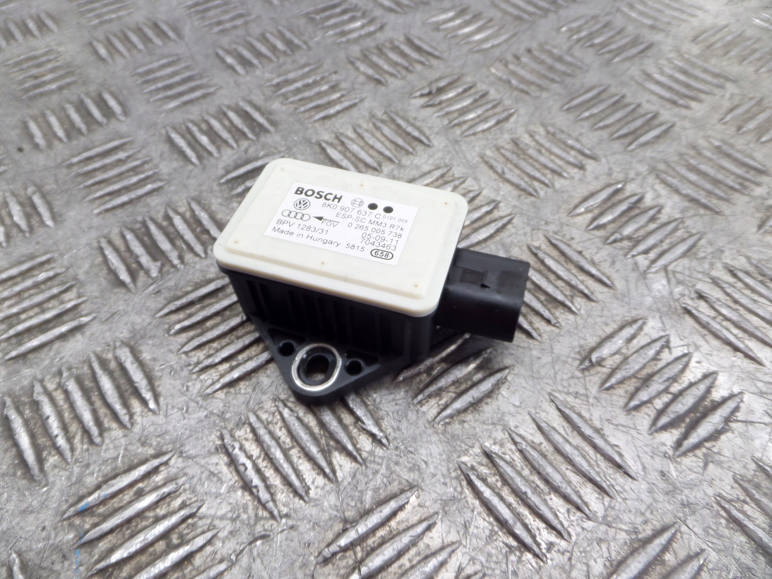 sensor module ESP 8K0907637A AUDI A5 8T A4 B8 Q5 8R