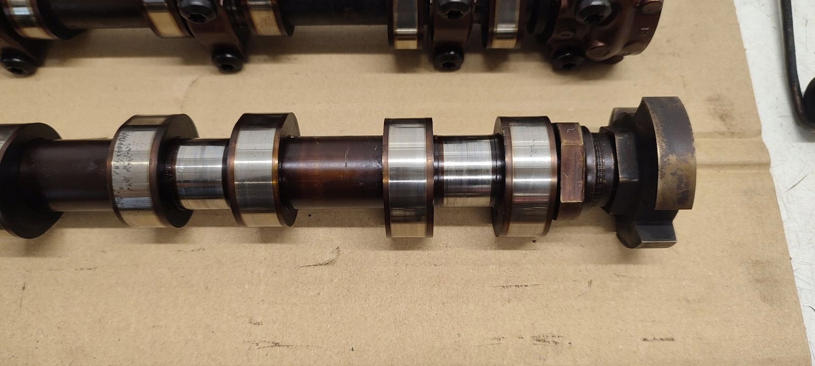 vačky rozvodu Mini R56 1,6 16V